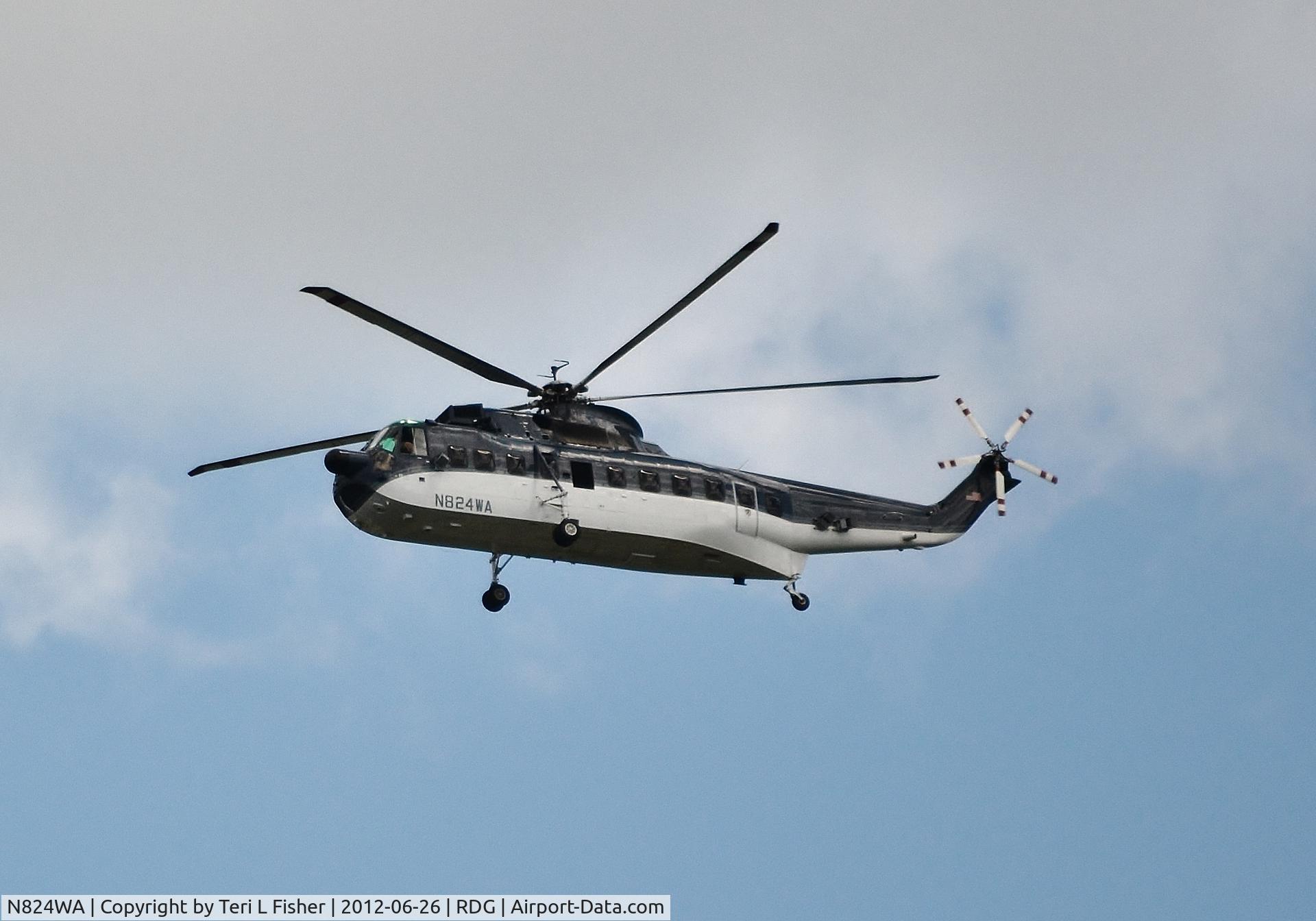 N824WA, 1980 Sikorsky S-61N C/N 61824, This flew over my house today.  I do believe it took off from the Reading Regional Airport in Reading, PA.