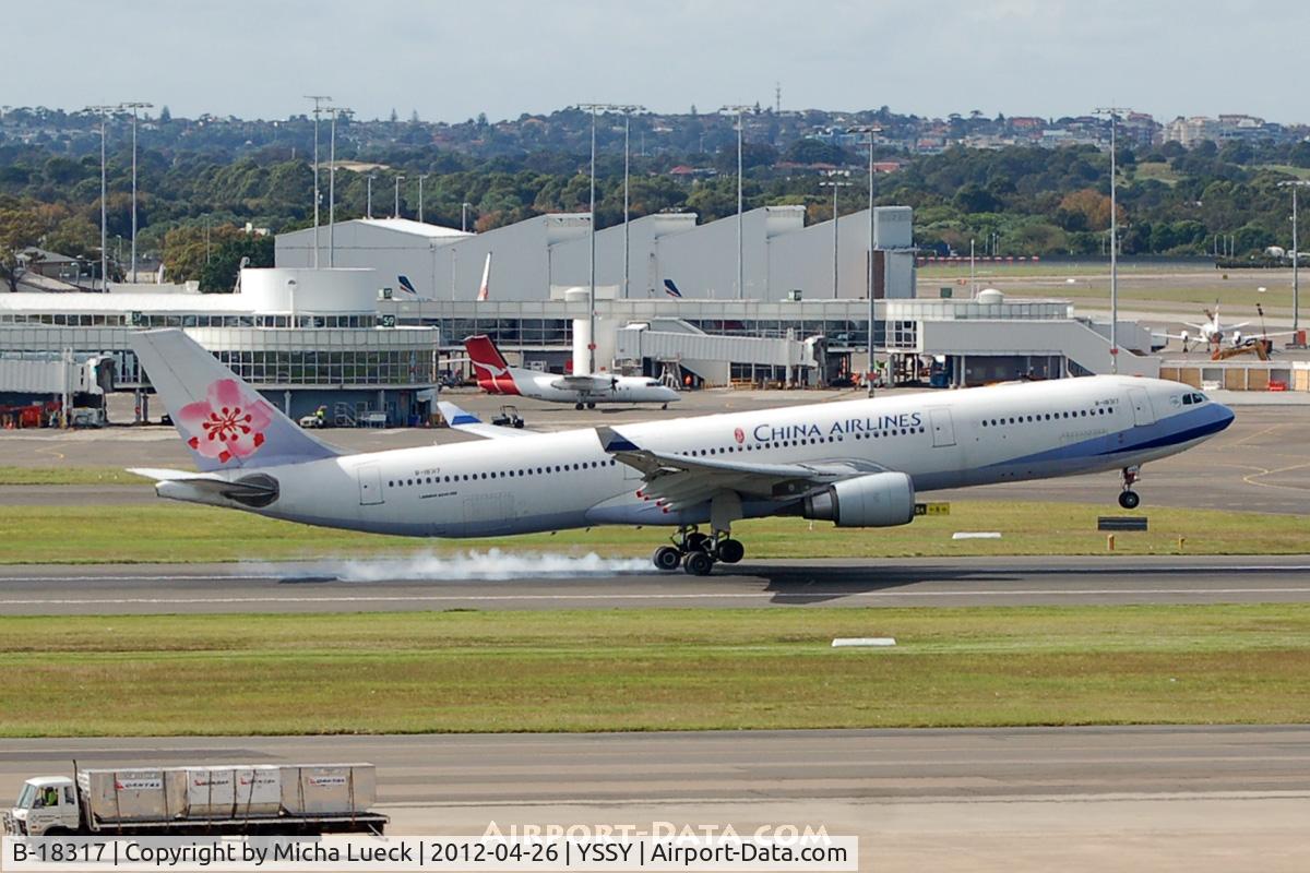 B-18317, 2007 Airbus A330-302 C/N 861, At Sydney