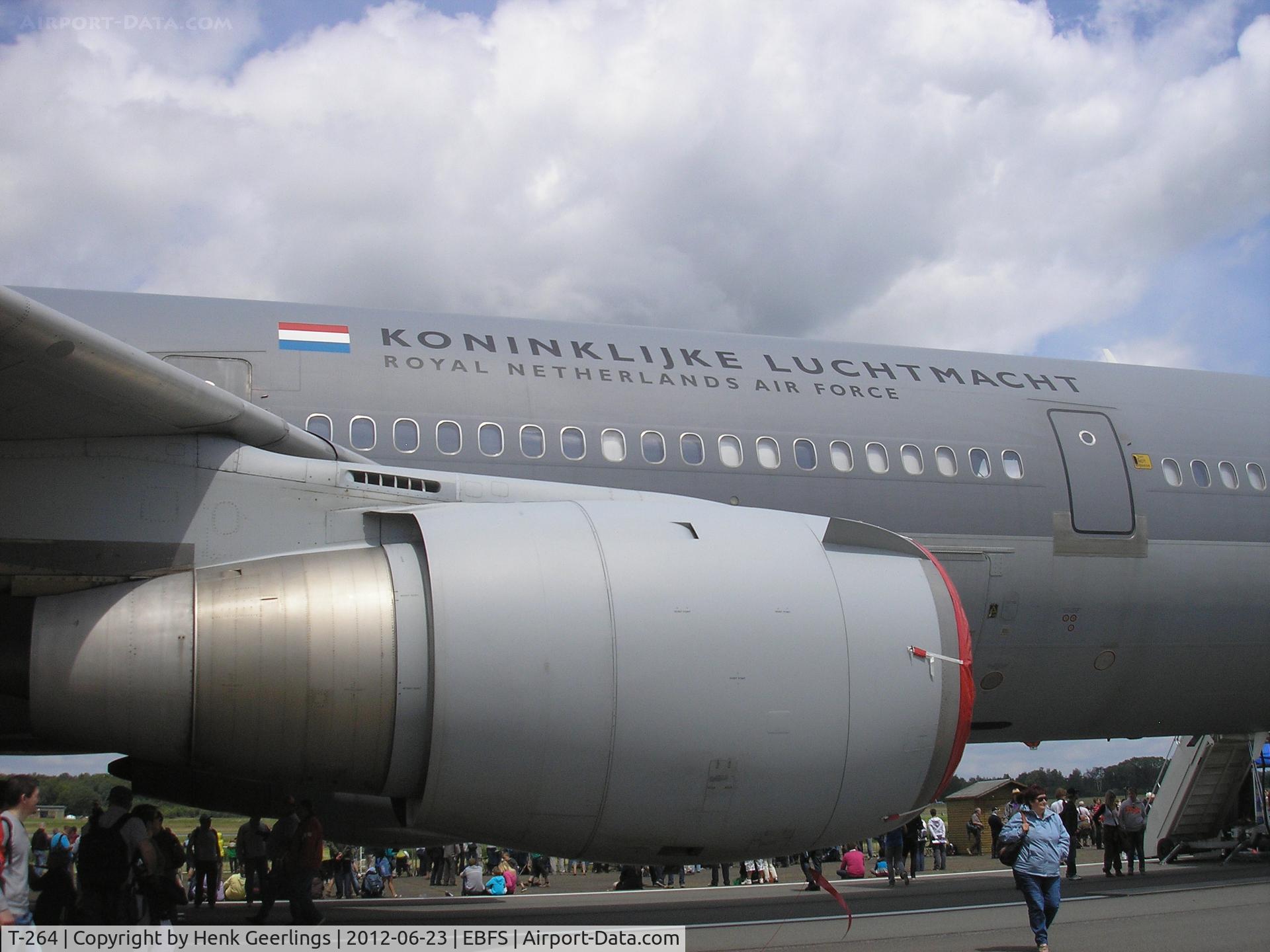 T-264, 1978 McDonnell Douglas KDC-10-30CF C/N 46985, Florennes International Airshow - June 2012 

KDC-10 , RNLAF  
