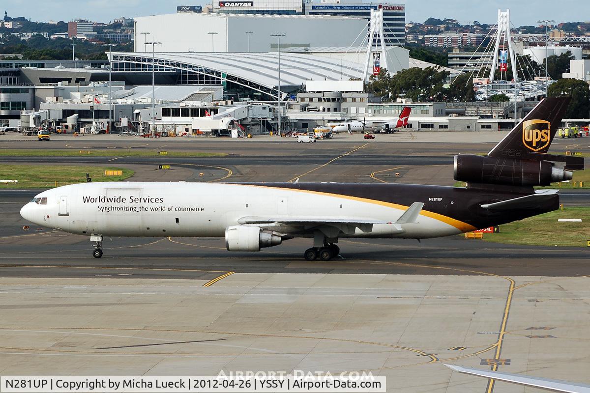 N281UP, 1993 McDonnell Douglas MD-11F C/N 48538, At Sydney