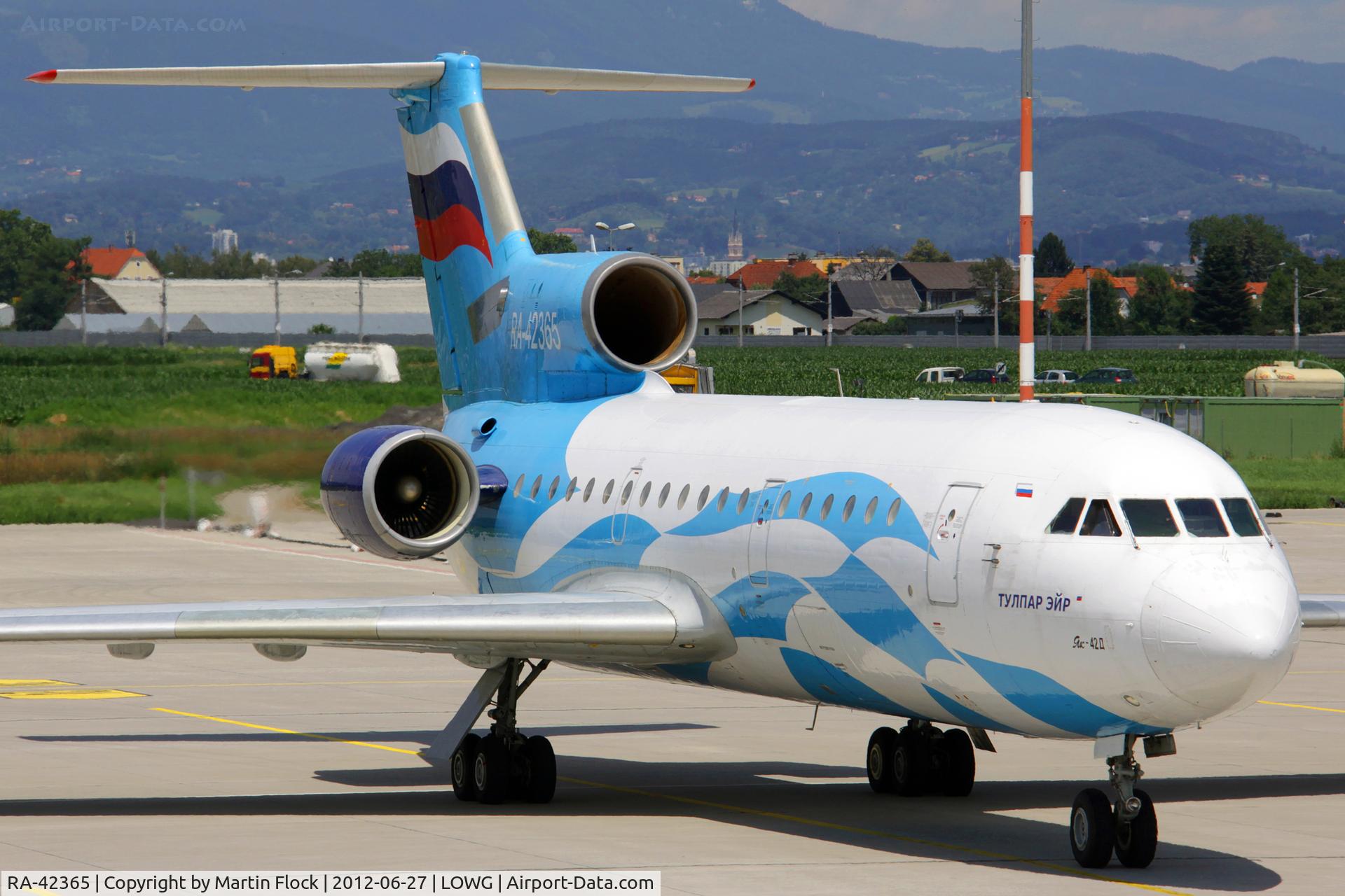 RA-42365, 1989 Yakovlev Yak-42D C/N 4520424811447, .....