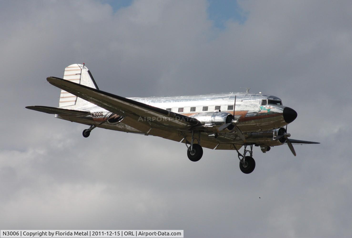 N3006, 1946 Douglas DC-3 C/N 42961, Full Sail DC-3