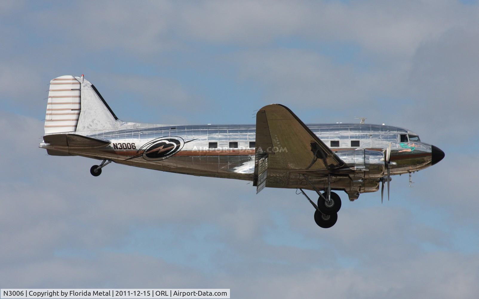 N3006, 1946 Douglas DC-3 C/N 42961, Full Sail DC-3