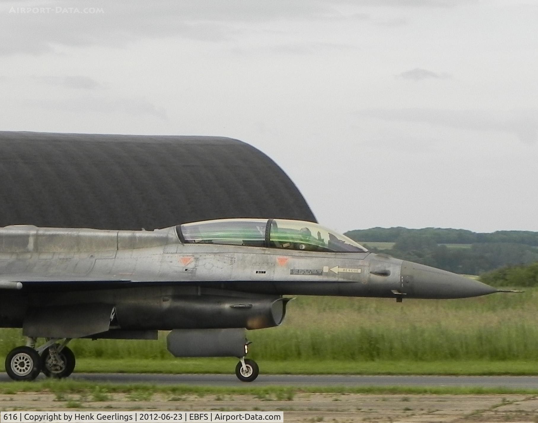 616, Lockheed Martin F-16D Fighting Falcon C/N XM-17, Florennes International Airshow , June 2012 

Hellenic Air Force