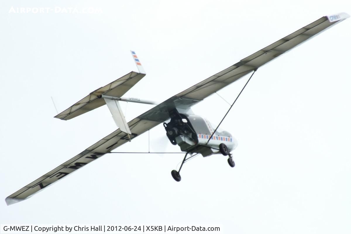 G-MWEZ, 1989 CFM Shadow Series CD C/N 136, at the Kirkbride flyin