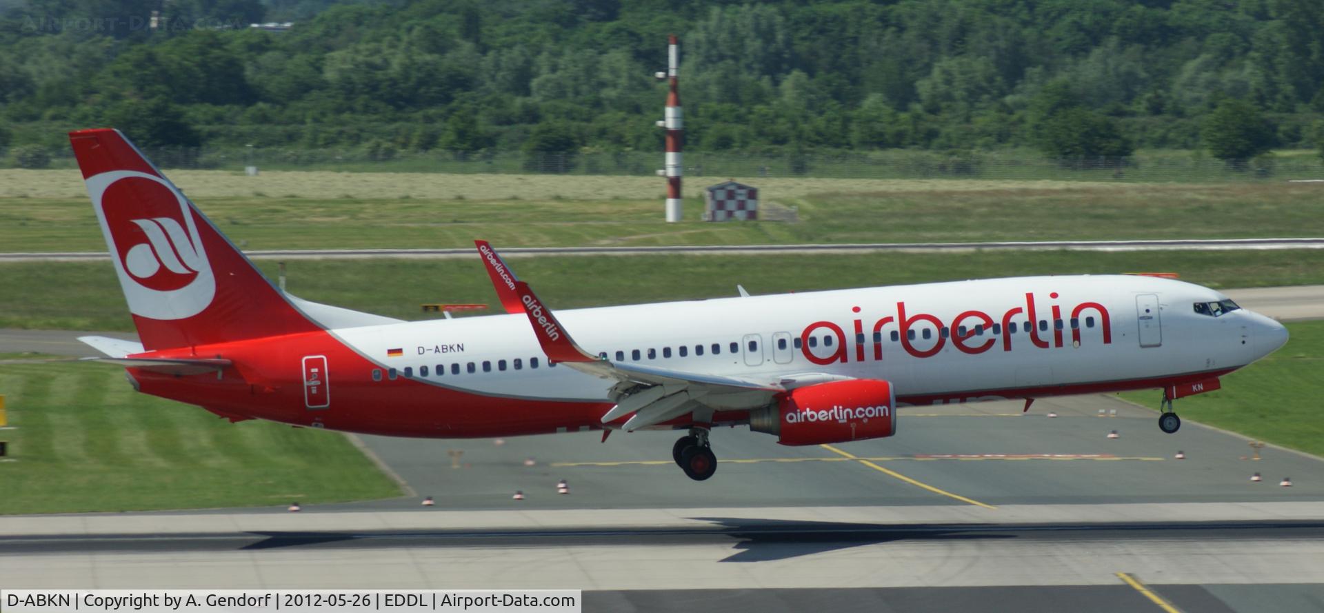 D-ABKN, 2010 Boeing 737-86J C/N 37756, Air Berlin, is seen here landing on Rwy 05R at Düsseldorf Int´l (EDDL)