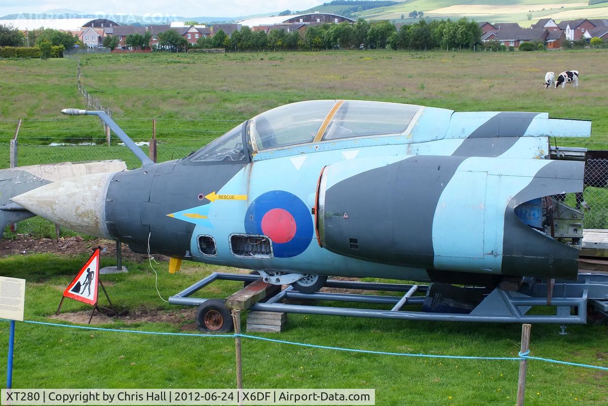 XT280, 1965 Hawker Siddeley Buccaneer S.2B C/N B3-02-65, First delivered to the Royal Navy in 1965 and served with 809NAS. Assigned to the RAF in 1981, first with 16 Sqn then 208 and 12 Sqns. It was upgraded to S2B spec in 1988 before finally being scrapped in March 1994. Now preserved at the Dumfries Museum