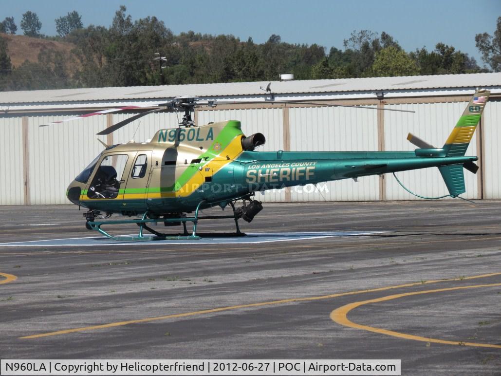 N960LA, Eurocopter AS-350B-2 Ecureuil Ecureuil C/N 7120, Parked at LA County Air Ops pad waiting for a callout