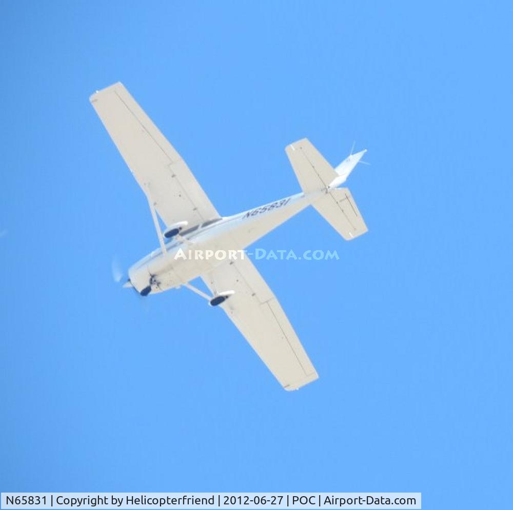 N65831, 2005 Cessna 172S C/N 172S9796, Was requested to go around for landing traffic