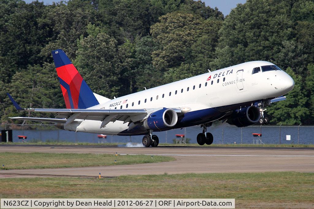 N623CZ, 2008 Embraer 175LR (ERJ-170-200LR) C/N 17000221, 