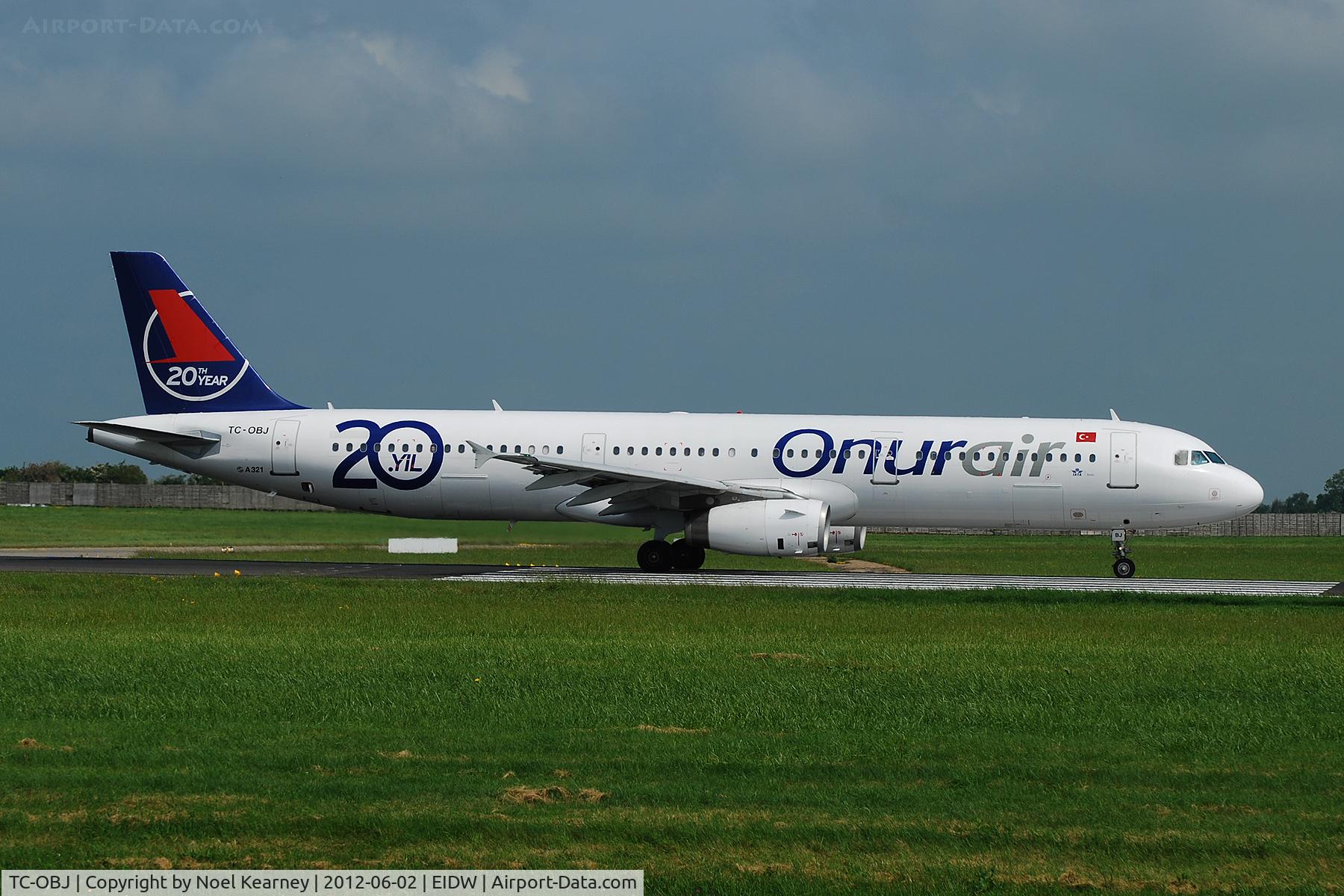 TC-OBJ, 1998 Airbus A321-231 C/N 835, Departing off Rwy 10 at EIDW