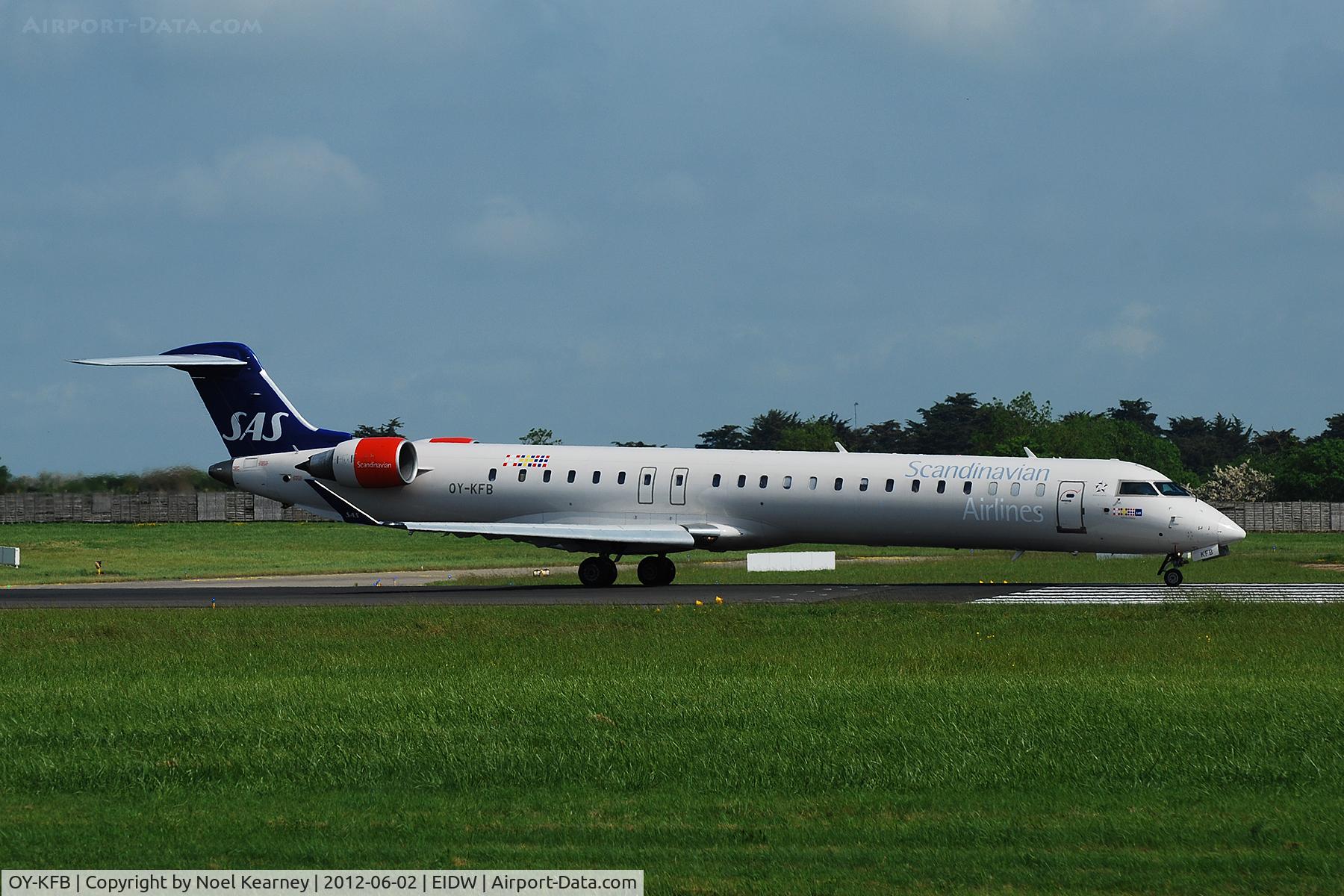 OY-KFB, 2008 Bombardier CRJ-900 (CL-600-2D24) C/N 15211, Seen departing off Rwy 10 at EIDW.
