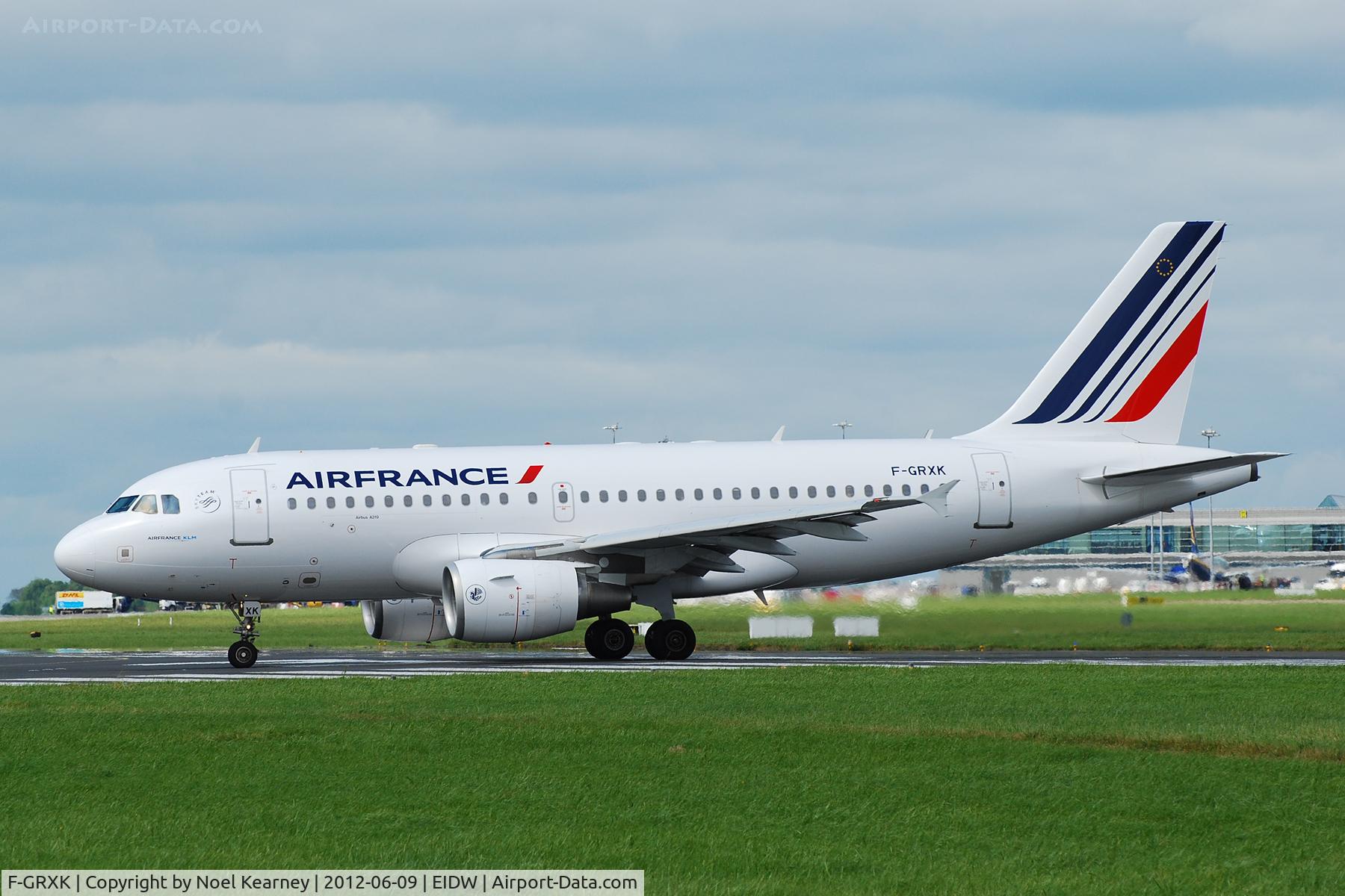 F-GRXK, 2006 Airbus A319-115LR C/N 2716, Departing off Rwy 28 at EIDW