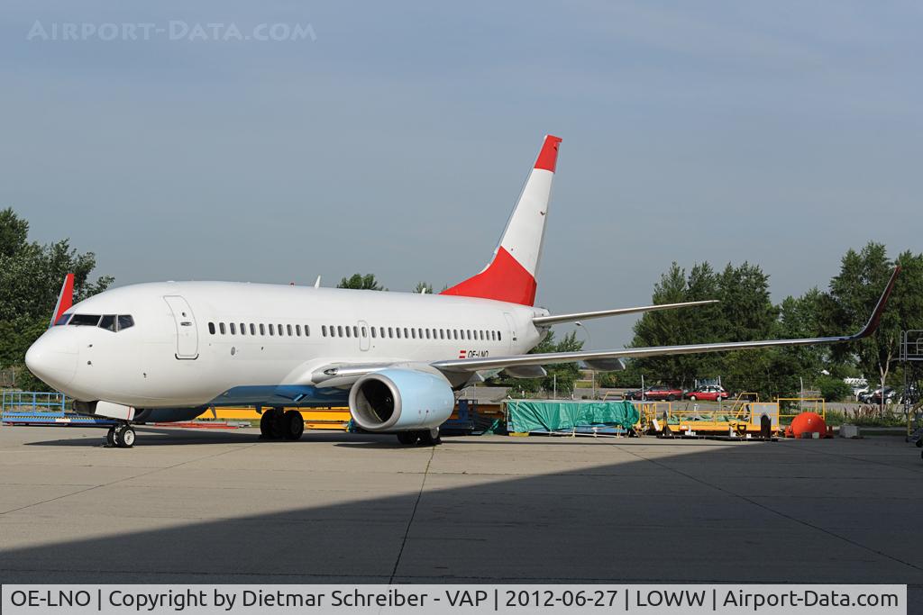 OE-LNO, 2001 Boeing 737-7Z9 C/N 30419, ex Austrian Airlines Boeing 737-700