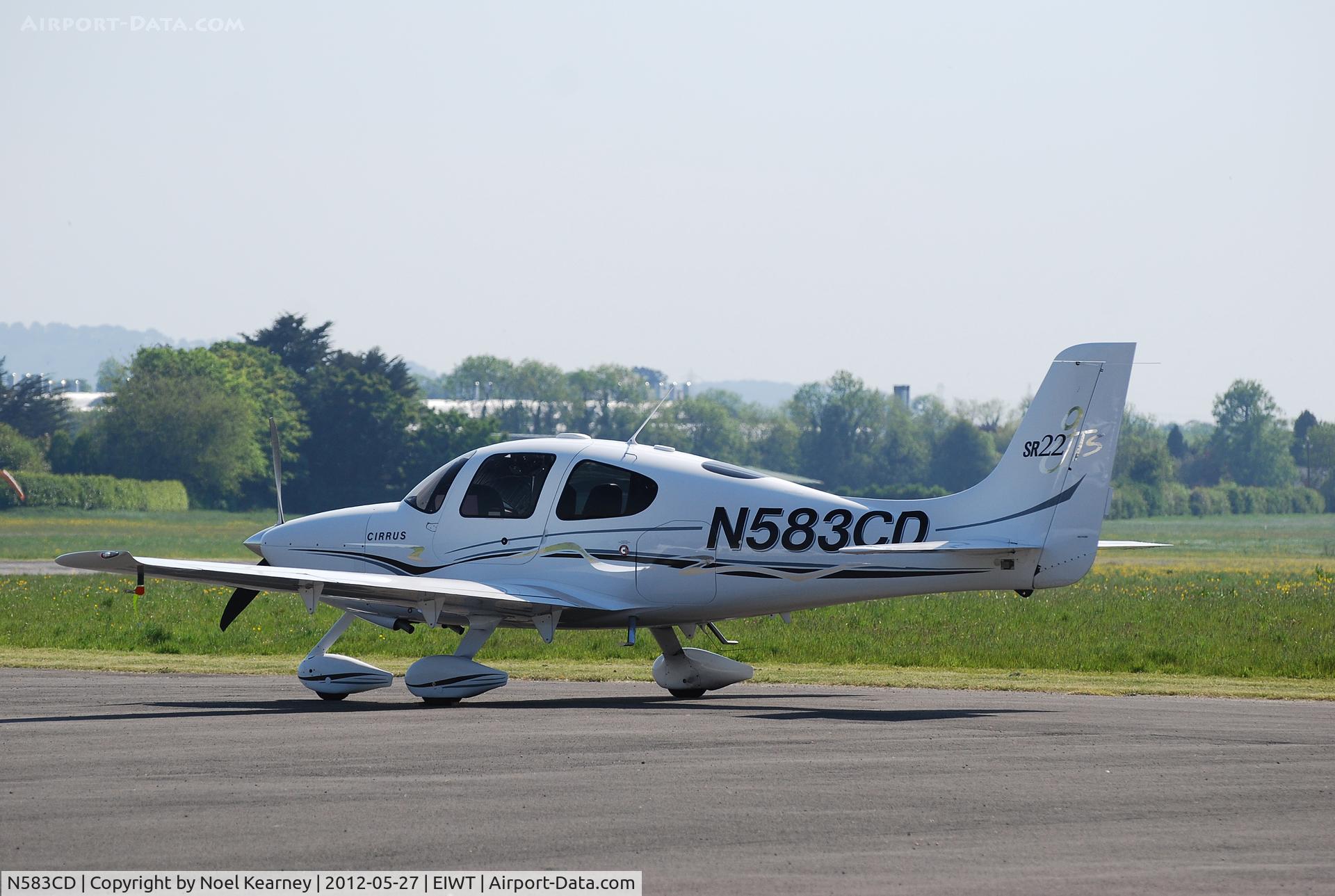 N583CD, 2005 Cirrus SR22 C/N 1702, Seen parked on the apron at Weston.