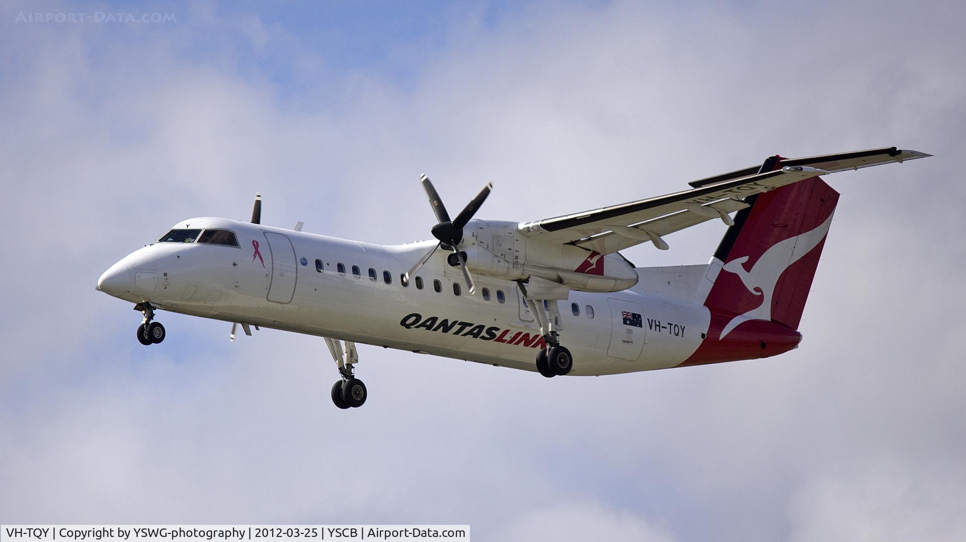 VH-TQY, 2000 De Havilland Canada DHC-8-315Q Dash 8 C/N 552, VH-TQY on approach to Canberra Airport.