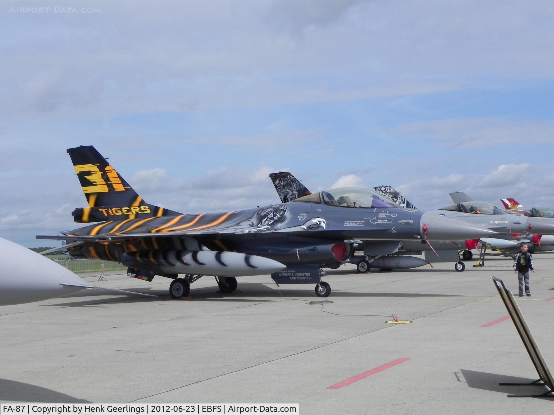 FA-87, SABCA F-16AM Fighting Falcon C/N 6H-87, Florennes Int'l Airshow , June 2012