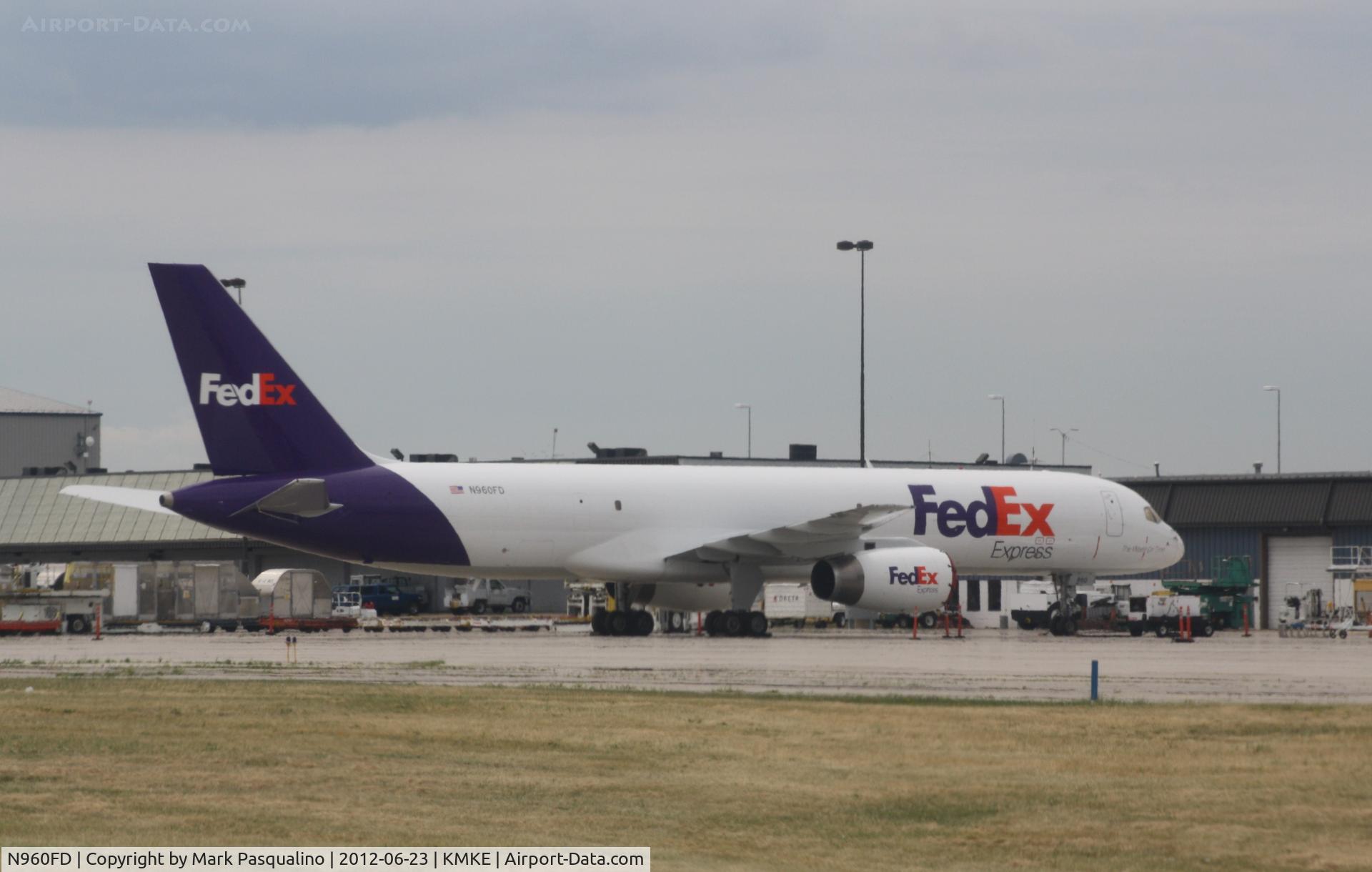 N960FD, 1992 Boeing 757-236F C/N 25593, Boeing 757-200