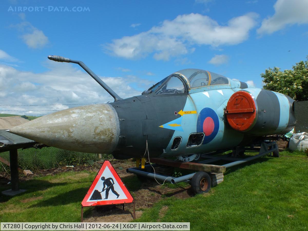 XT280, 1965 Hawker Siddeley Buccaneer S.2B C/N B3-02-65, First delivered to the Royal Navy in 1965 and served with 809NAS. Assigned to the RAF in 1981, first with 16 Sqn then 208 and 12 Sqns. It was upgraded to S2B spec in 1988 before finally being scrapped in March 1994. Now preserved at the Dumfries Museum