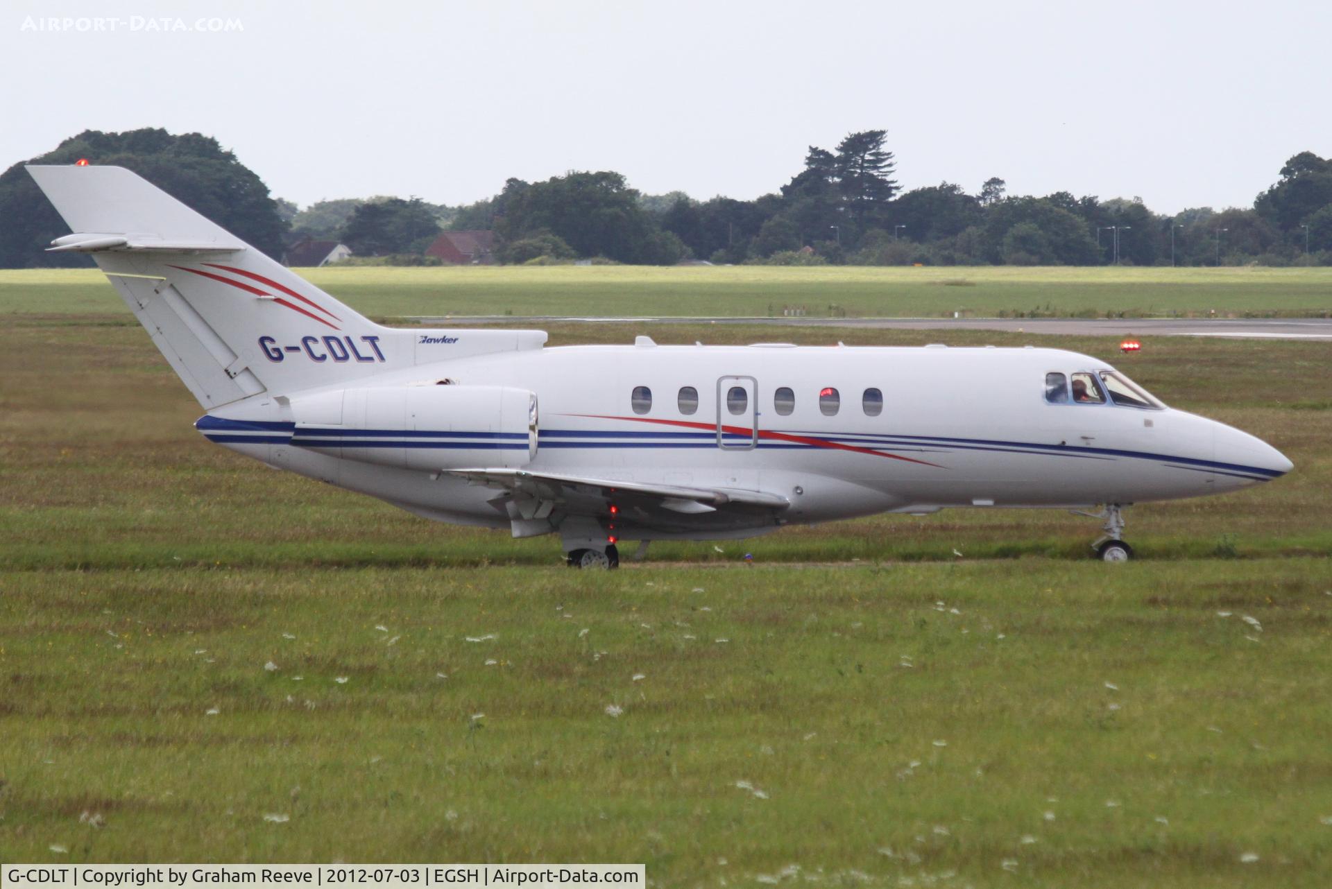 G-CDLT, 2005 Raytheon Hawker 800XP C/N 258710, About to depart.
