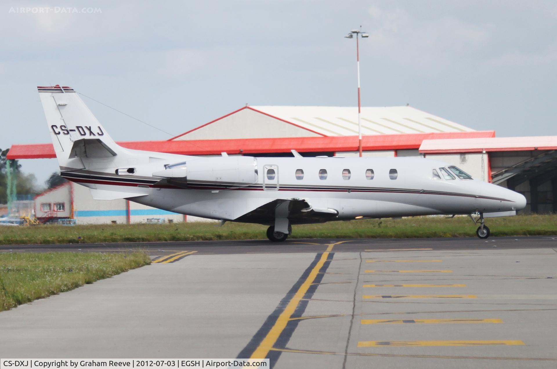 CS-DXJ, 2006 Cessna 560XL Citation Excel C/N 560-5627, Just landed.