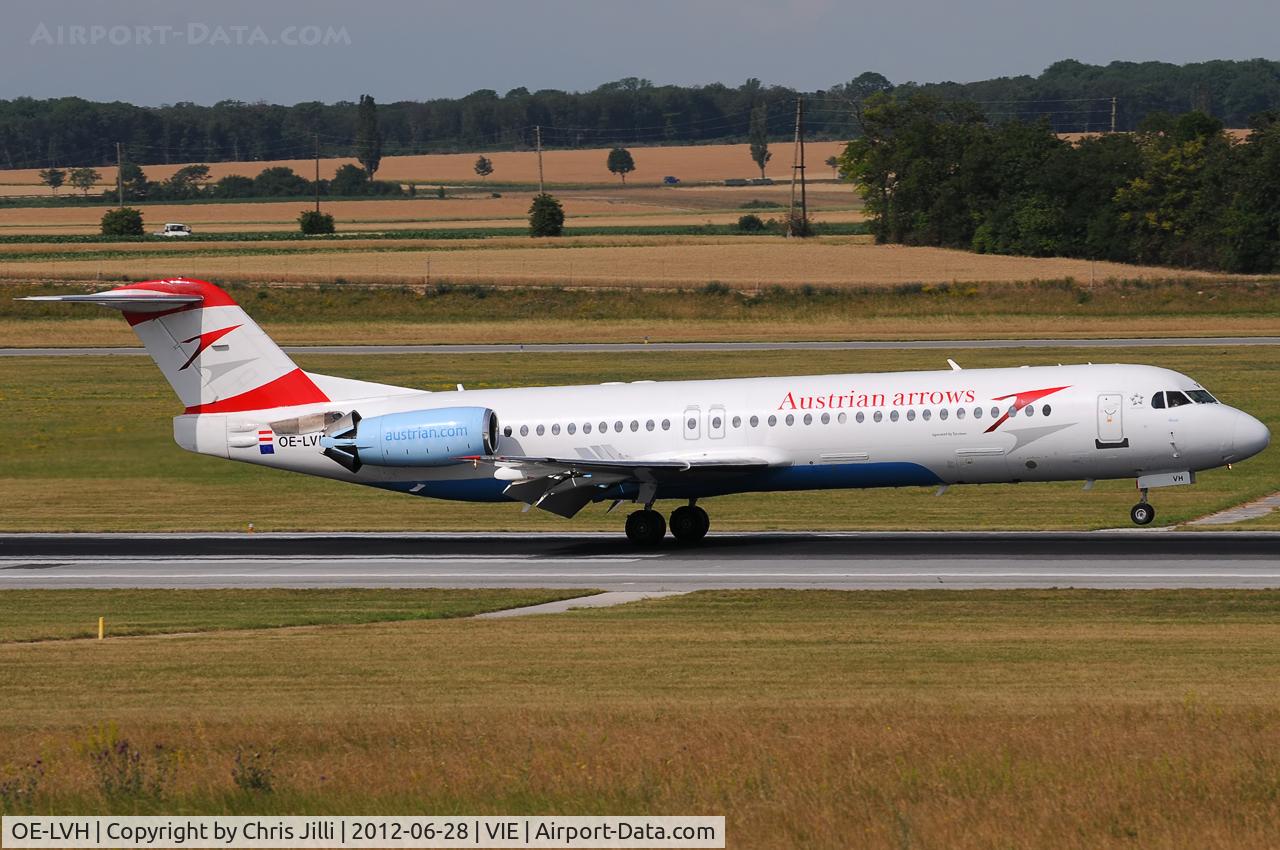 OE-LVH, 1993 Fokker 100 (F-28-0100) C/N 11456, Austrian arrows