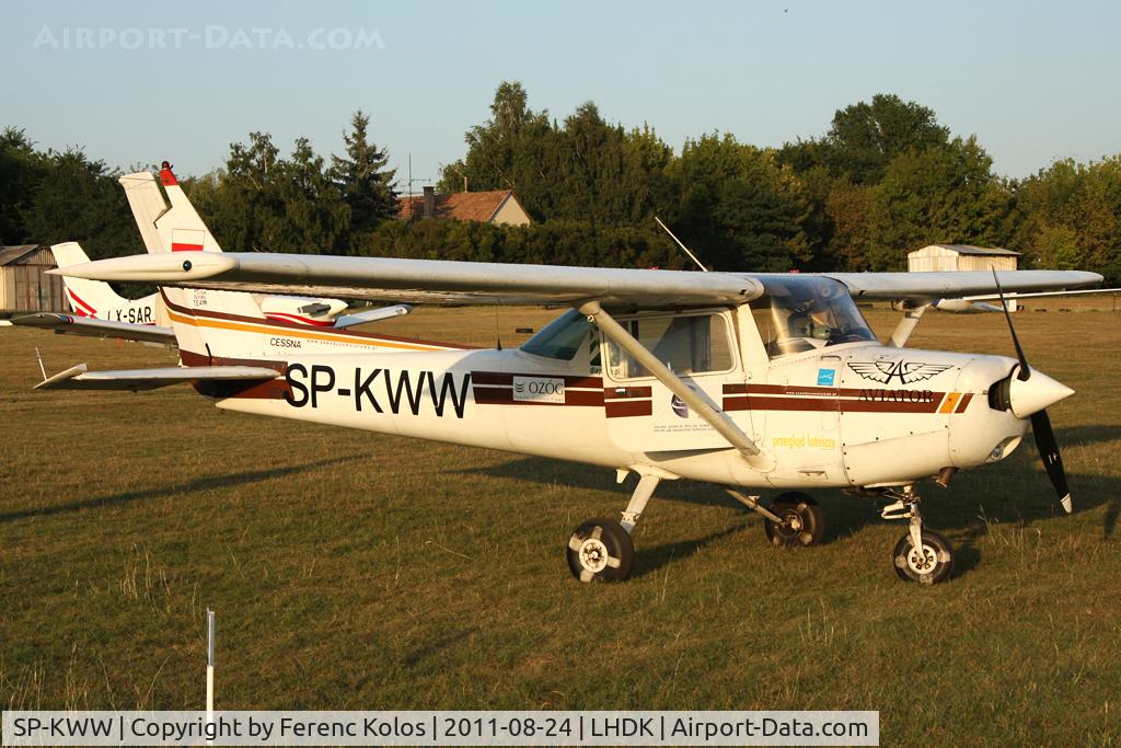 SP-KWW, 1981 Cessna 152 C/N 15285261, Dunakeszi
