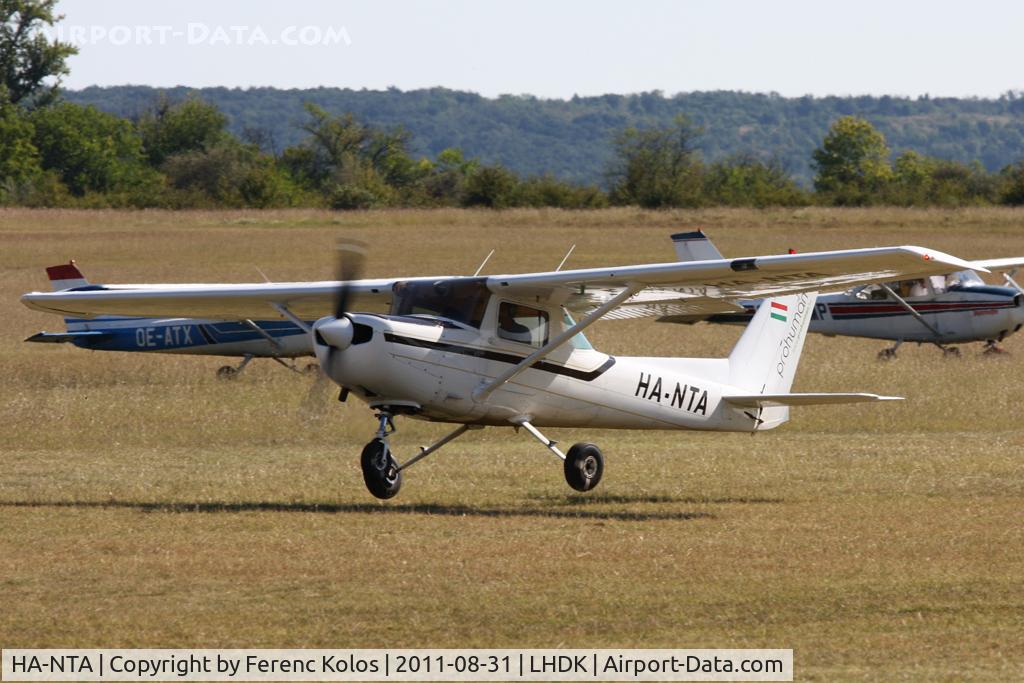 HA-NTA, 1985 Cessna 152 C/N 15286022, Dunakeszi