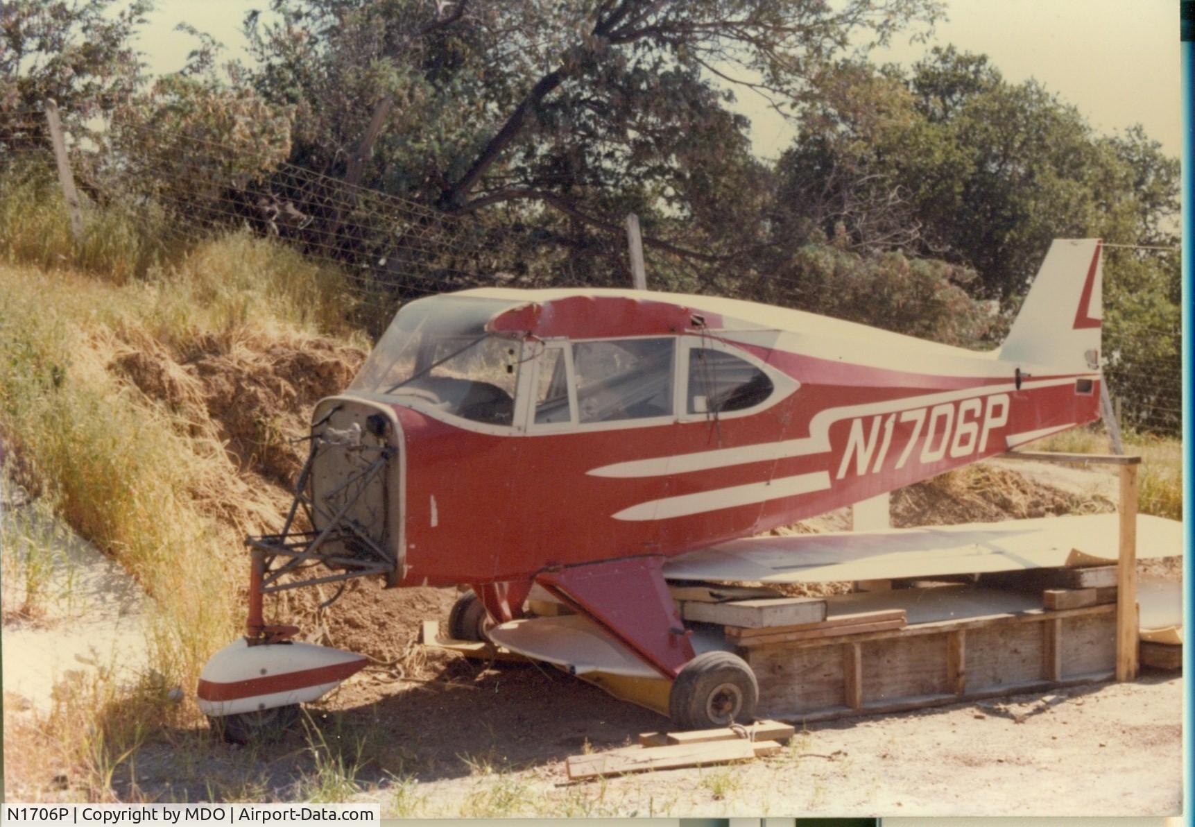 N1706P, Piper PA-22-150 C/N 22-2493, The 1st N1706P