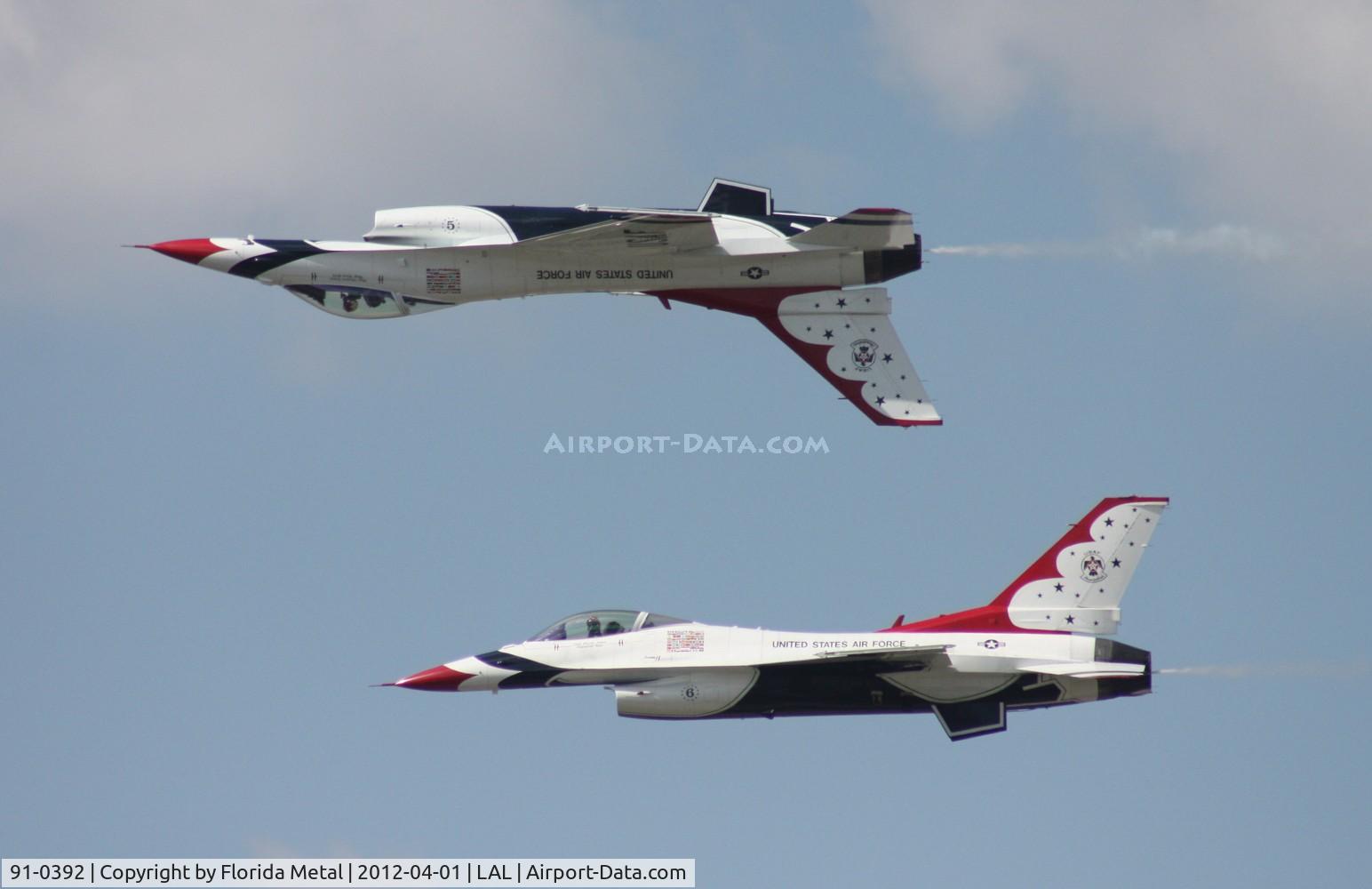 91-0392, 1993 General Dynamics F-16C Fighting Falcon C/N CC-90, Thunderbirds #6