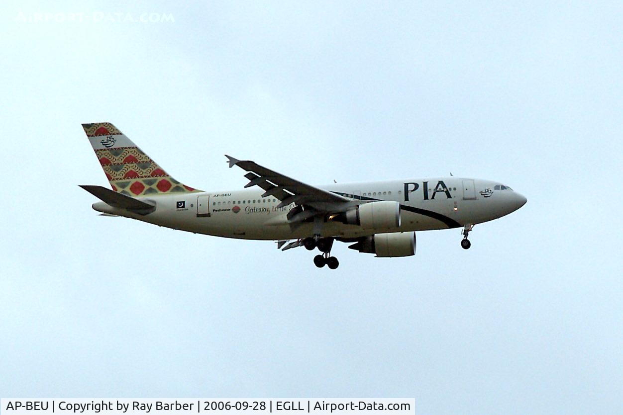AP-BEU, 1994 Airbus A310-308 C/N 691, Airbus A310-308 [691] (Pakistan International Airlines) Home~G 28/09/2006. Taken on approach 27L.