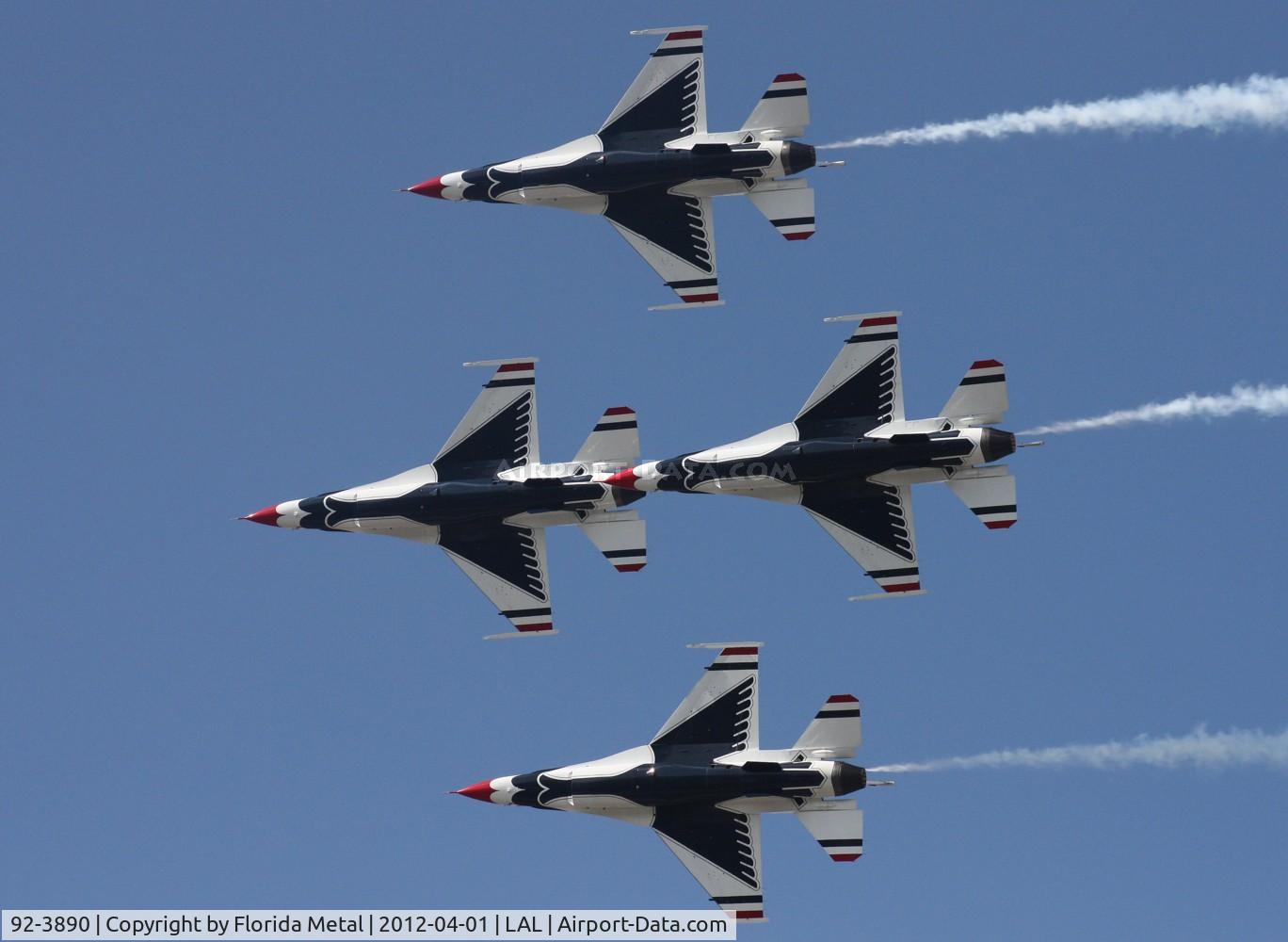 92-3890, General Dynamics F-16CJ Fighting Falcon C/N CC-132, Thunderbirds