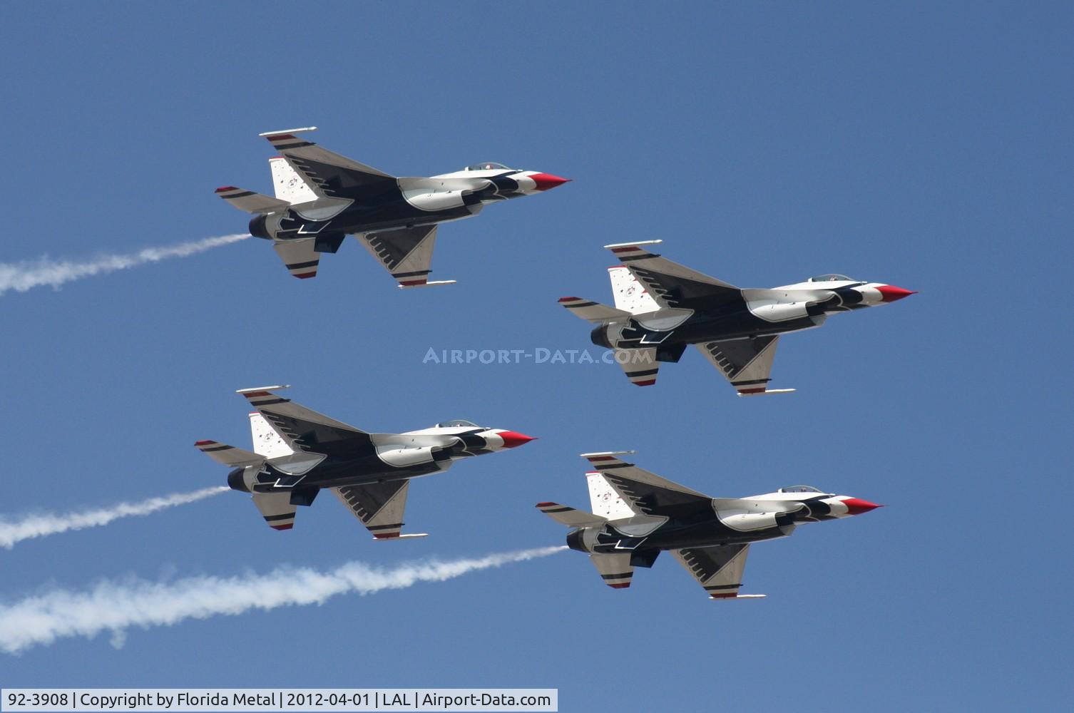92-3908, 1992 General Dynamics F-16CM Fighting Falcon C/N CC-150, Thunderbirds #3