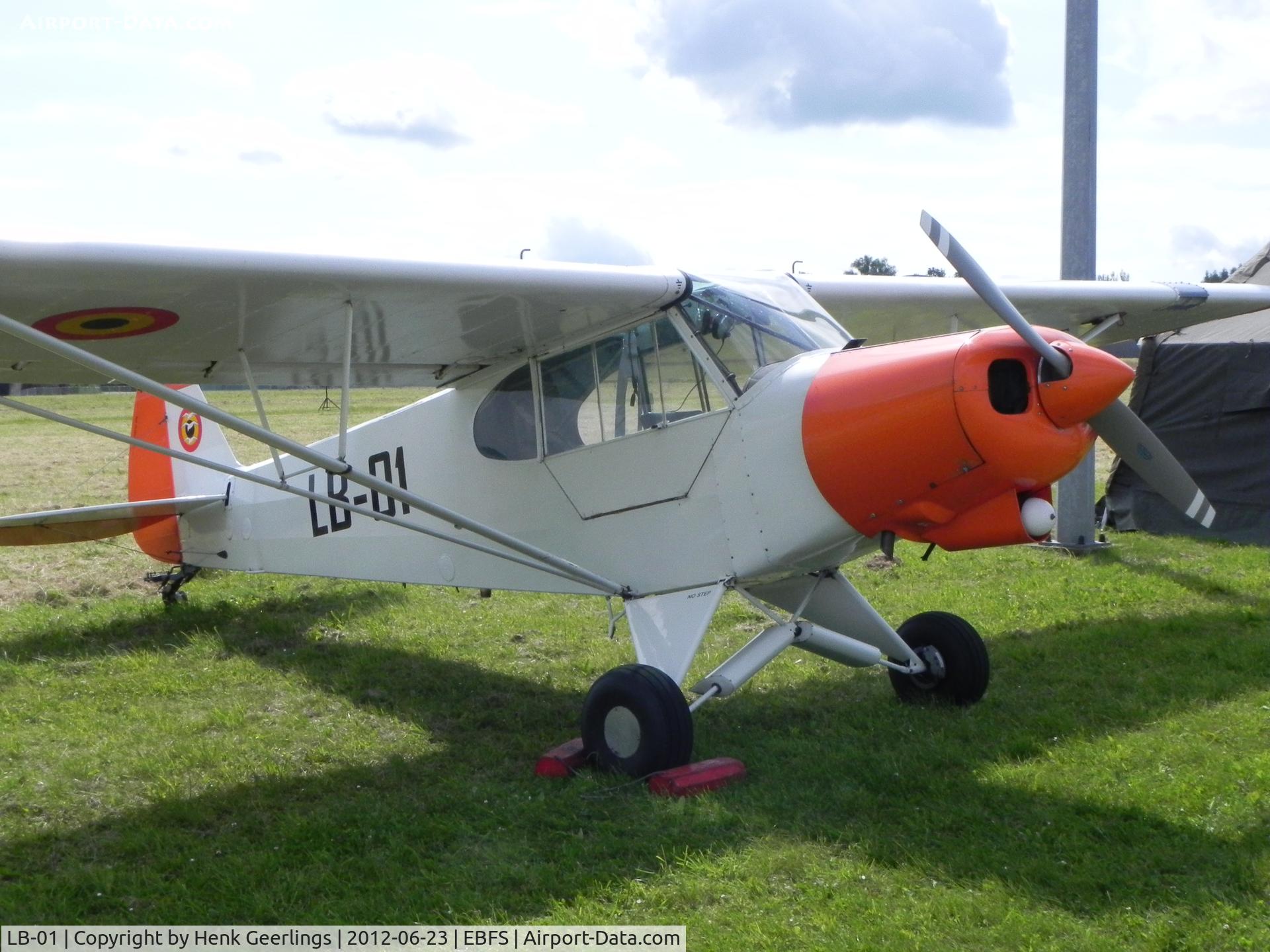 LB-01, 1954 Piper L-21B Super Cub (PA-18-135) C/N 18-3593, Florennes Int'l Airshow - June 2012