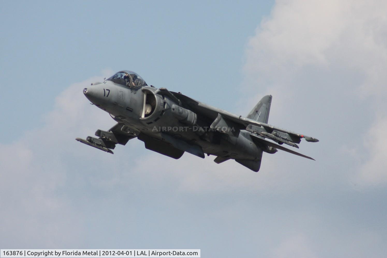 163876, McDonnell Douglas AV-8B Harrier II C/N 184, Harrier departing Sun N Fun