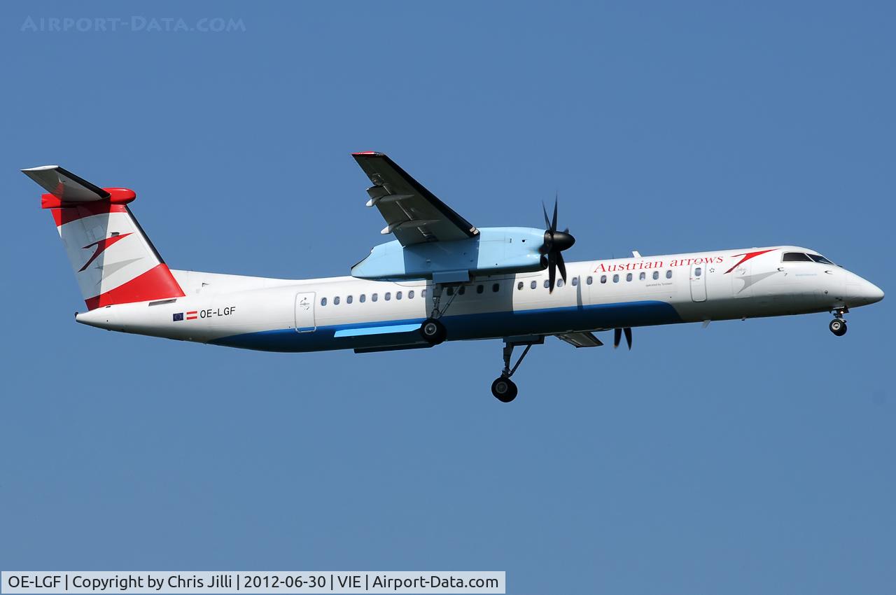OE-LGF, 2002 De Havilland Canada DHC-8-402Q Dash 8 C/N 4068, Austrian arrows