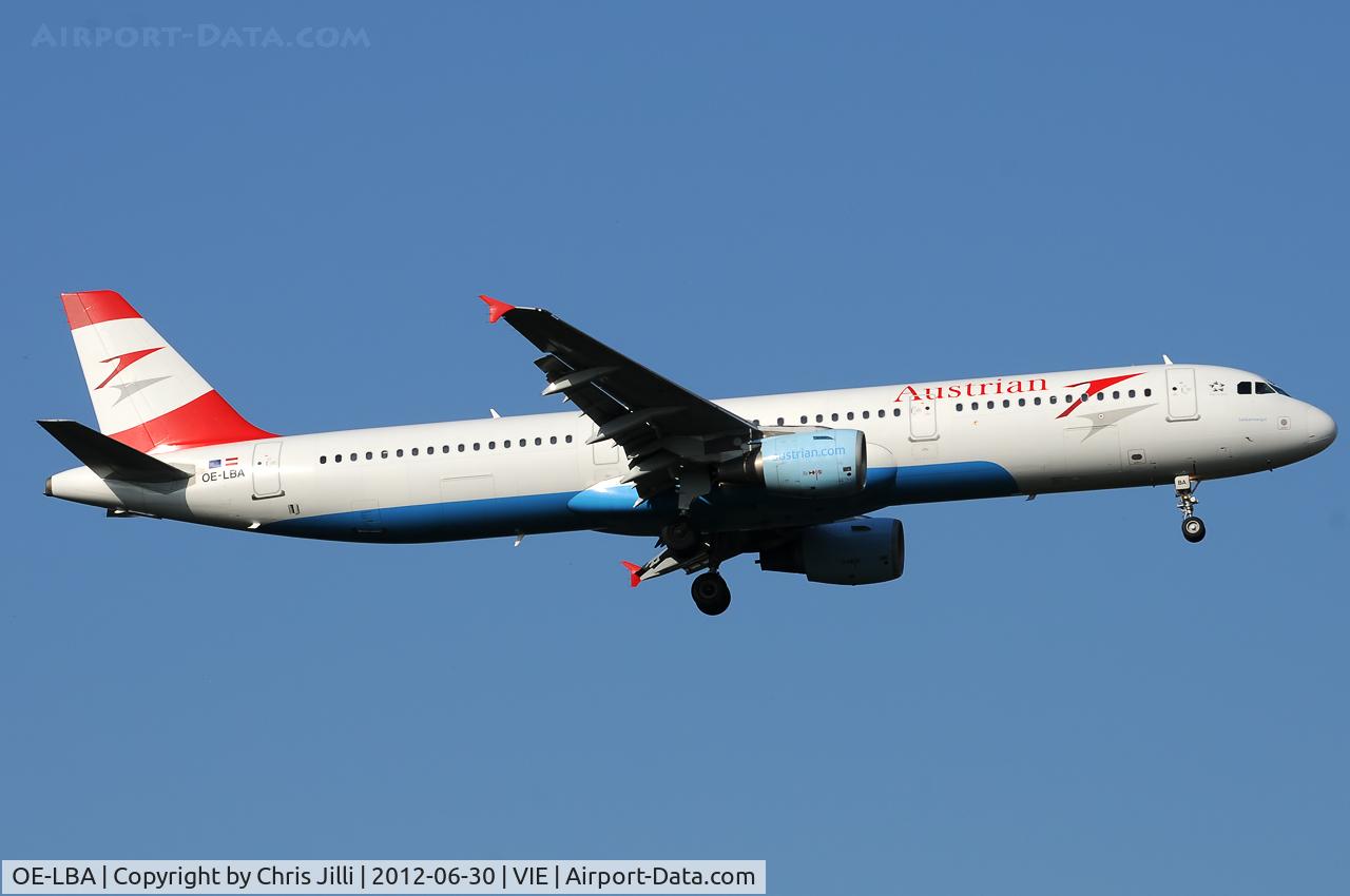 OE-LBA, 1995 Airbus A321-111 C/N 552, Austrian Airlines