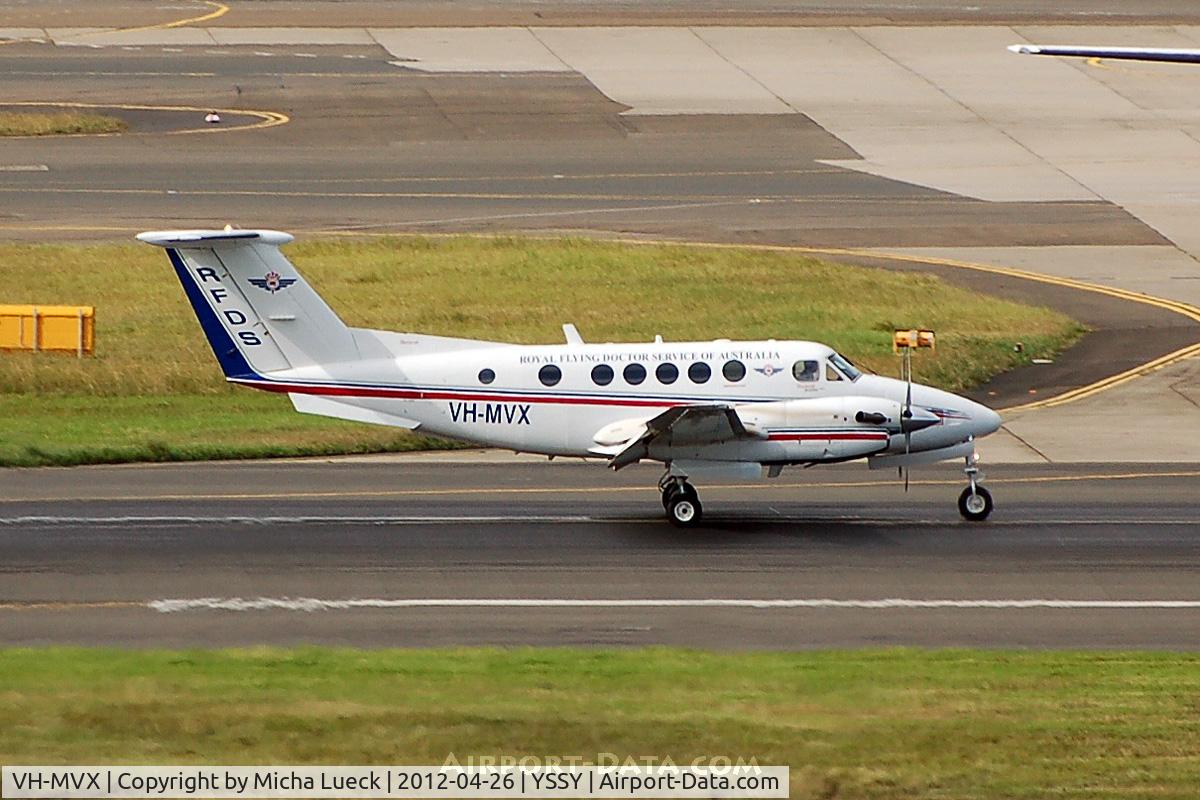 VH-MVX, 2008 Hawker Beechcraft B200C C/N BL-153, At Sydney