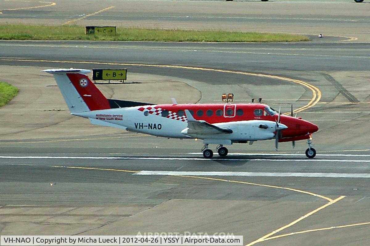 VH-NAO, Hawker Beechcraft B350C King Air (B300C) C/N FM-49, At Sydney