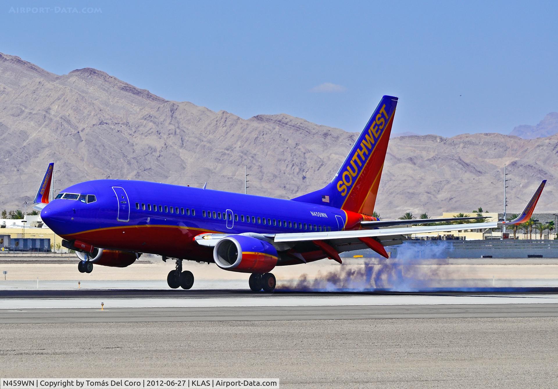 N459WN, 2004 Boeing 737-7H4 C/N 32497, N459WN Southwest Airlines 2004 Boeing 737-7H4 C/N 32497

- Las Vegas - McCarran International (LAS / KLAS)
USA - Nevada, June 27, 2012
Photo: Tomás Del Coro