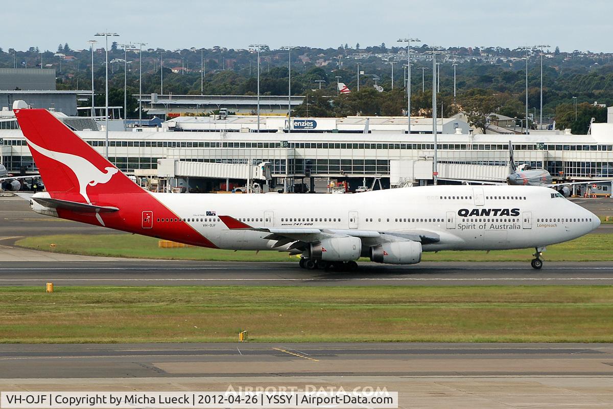 VH-OJF, 1989 Boeing 747-438 C/N 24483, At Sydney