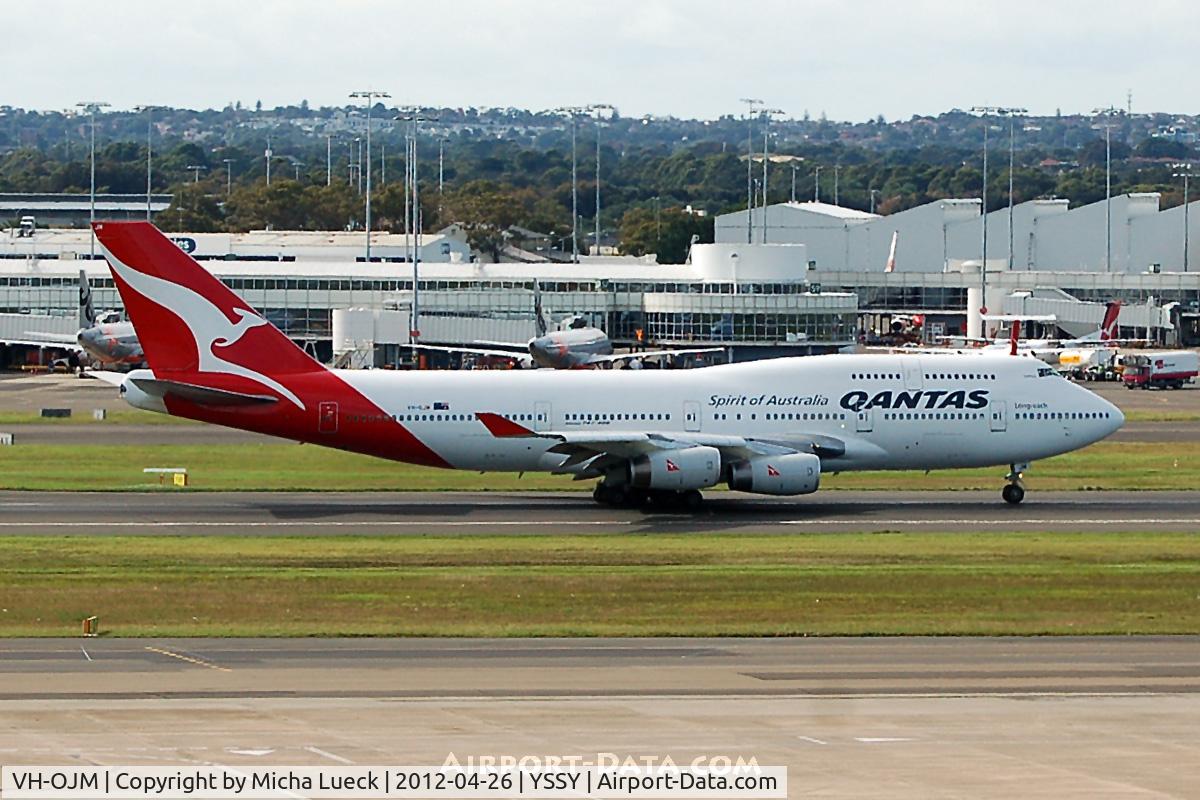 VH-OJM, 1991 Boeing 747-438 C/N 25245, At Sydney