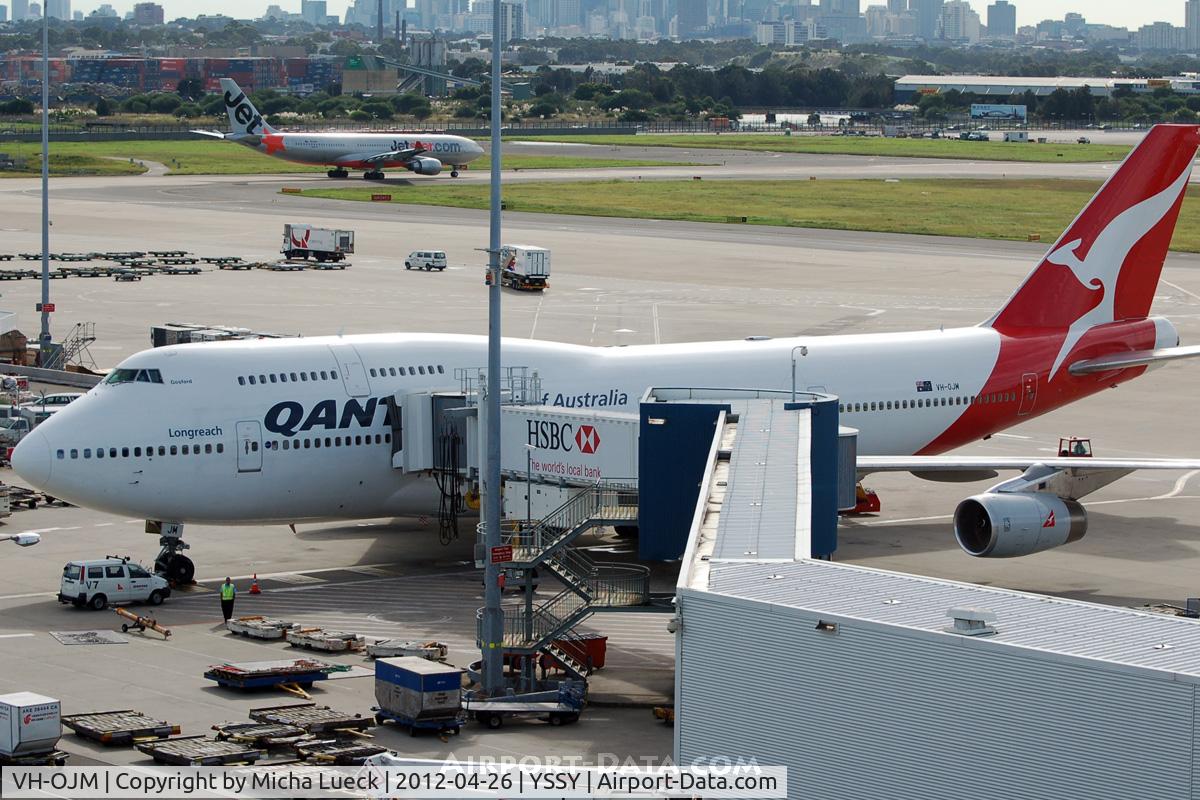 VH-OJM, 1991 Boeing 747-438 C/N 25245, At Sydney