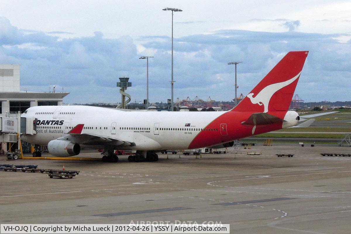 VH-OJQ, 1992 Boeing 747-438 C/N 25546, At Sydney