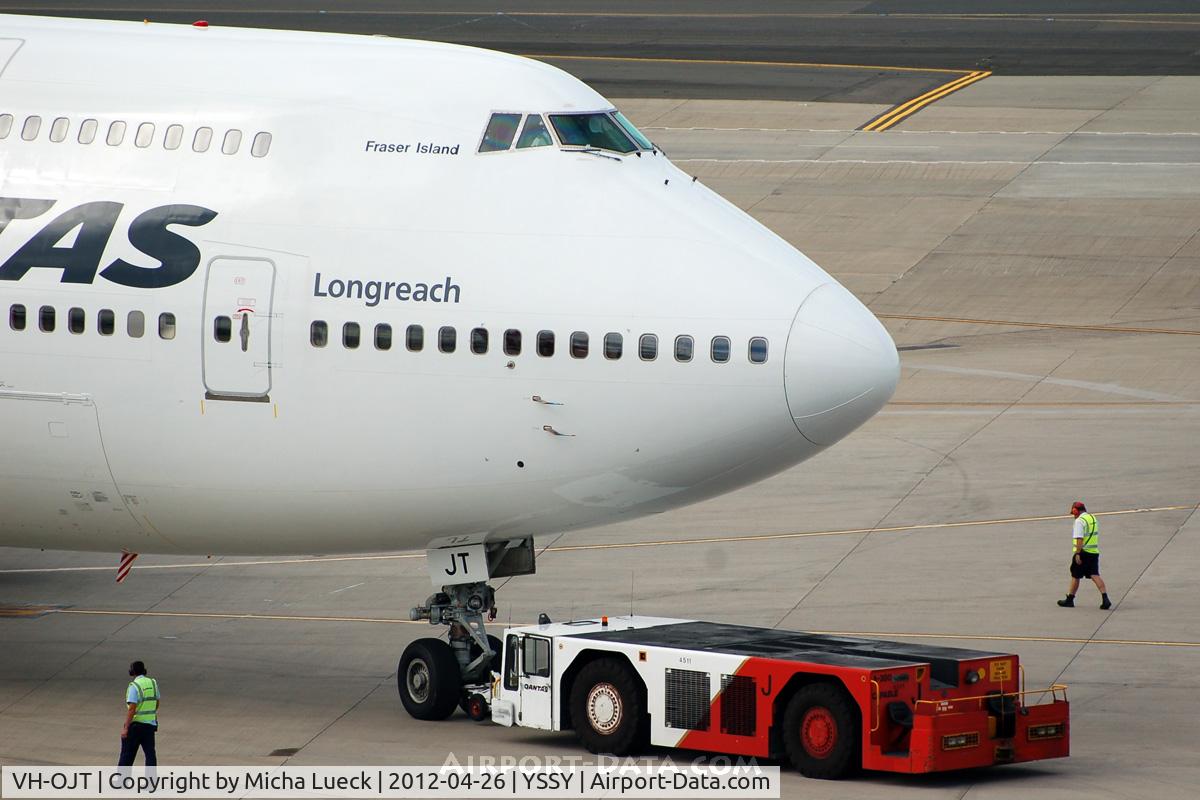 VH-OJT, 1999 Boeing 747-438 C/N 25565, At Sydney