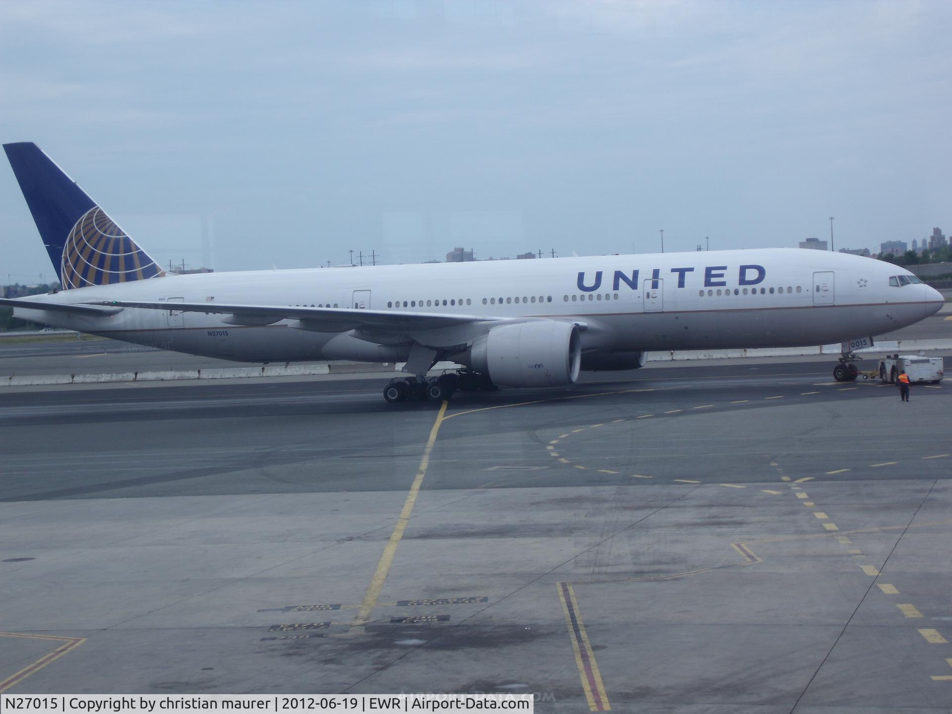 N27015, 2000 Boeing 777-224/ER C/N 28678, 777-224