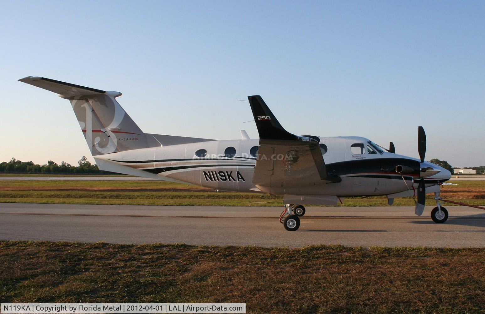 N119KA, 2011 Hawker Beechcraft B200GT King Air C/N BY-119, Beech 250