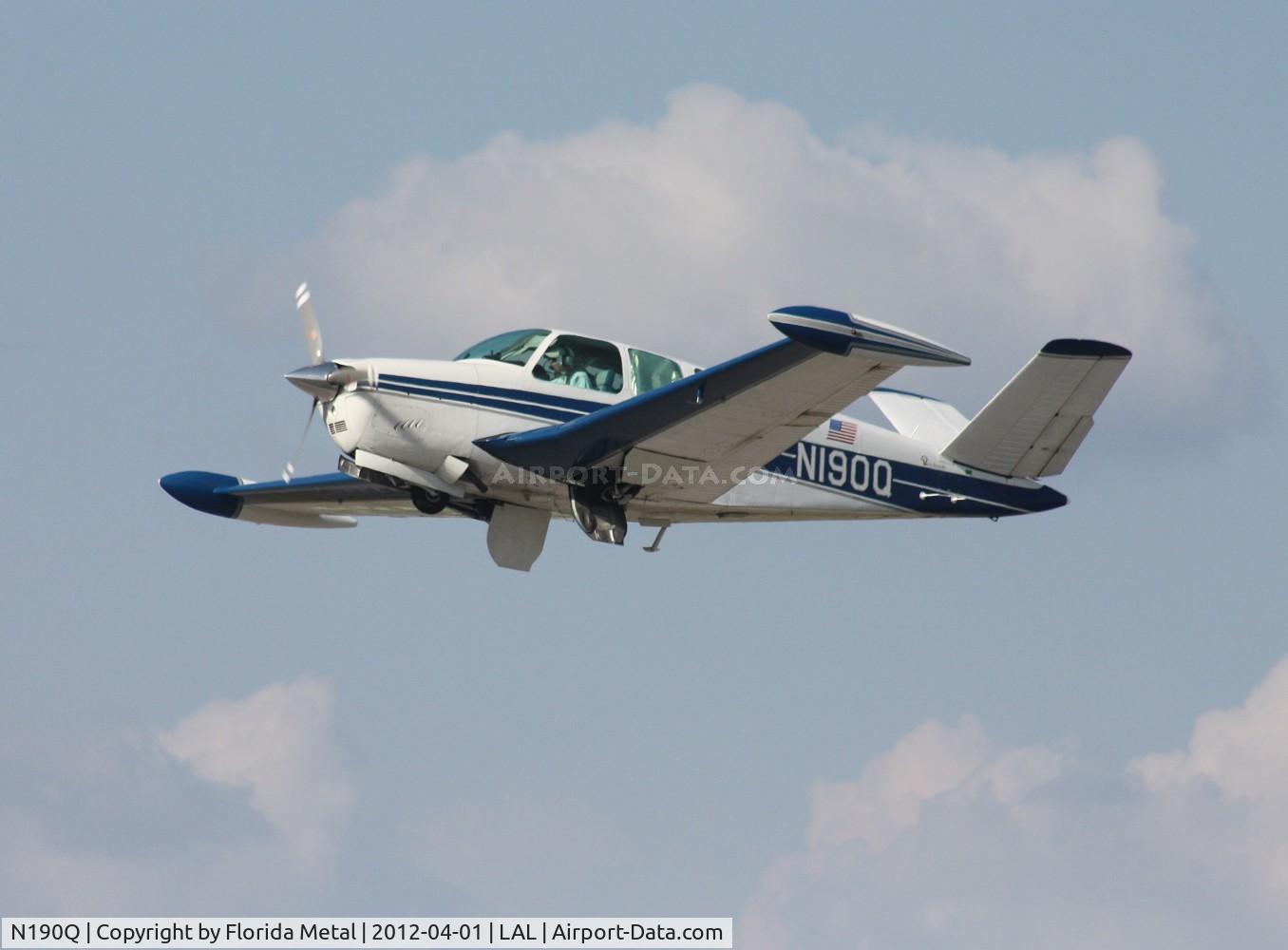 N190Q, 1964 Beech S35 Bonanza C/N D-7551, Beech S35