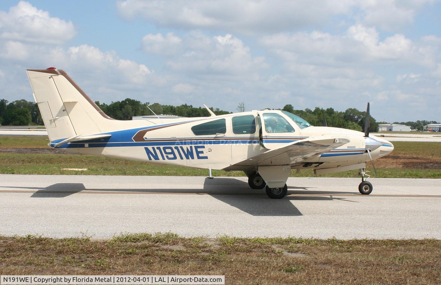 N191WE, 1975 Beech E-55 Baron C/N TE-1059, Beech E55 Baron
