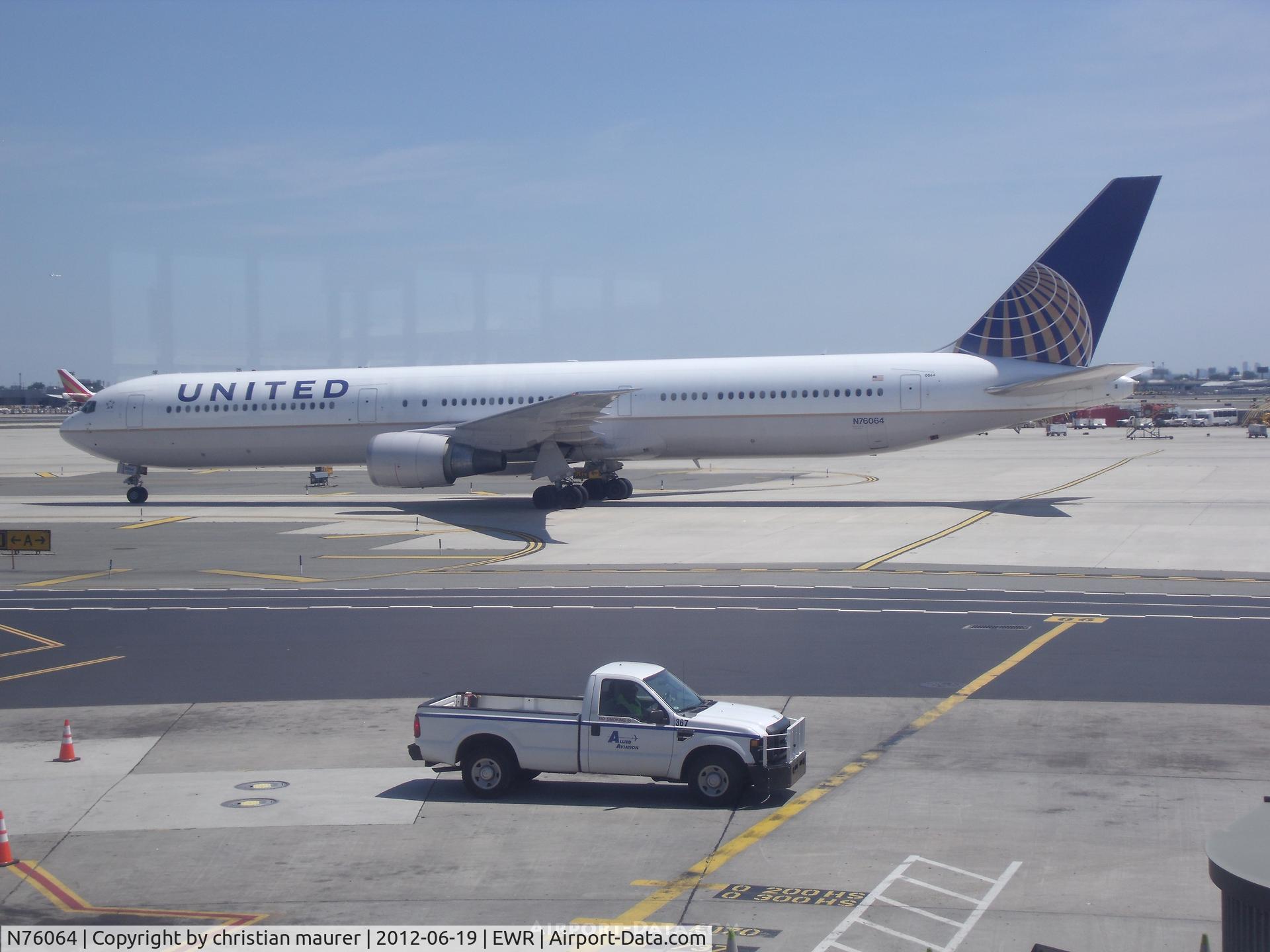 N76064, 2002 Boeing 767-424/ER C/N 29459, 767-400ER